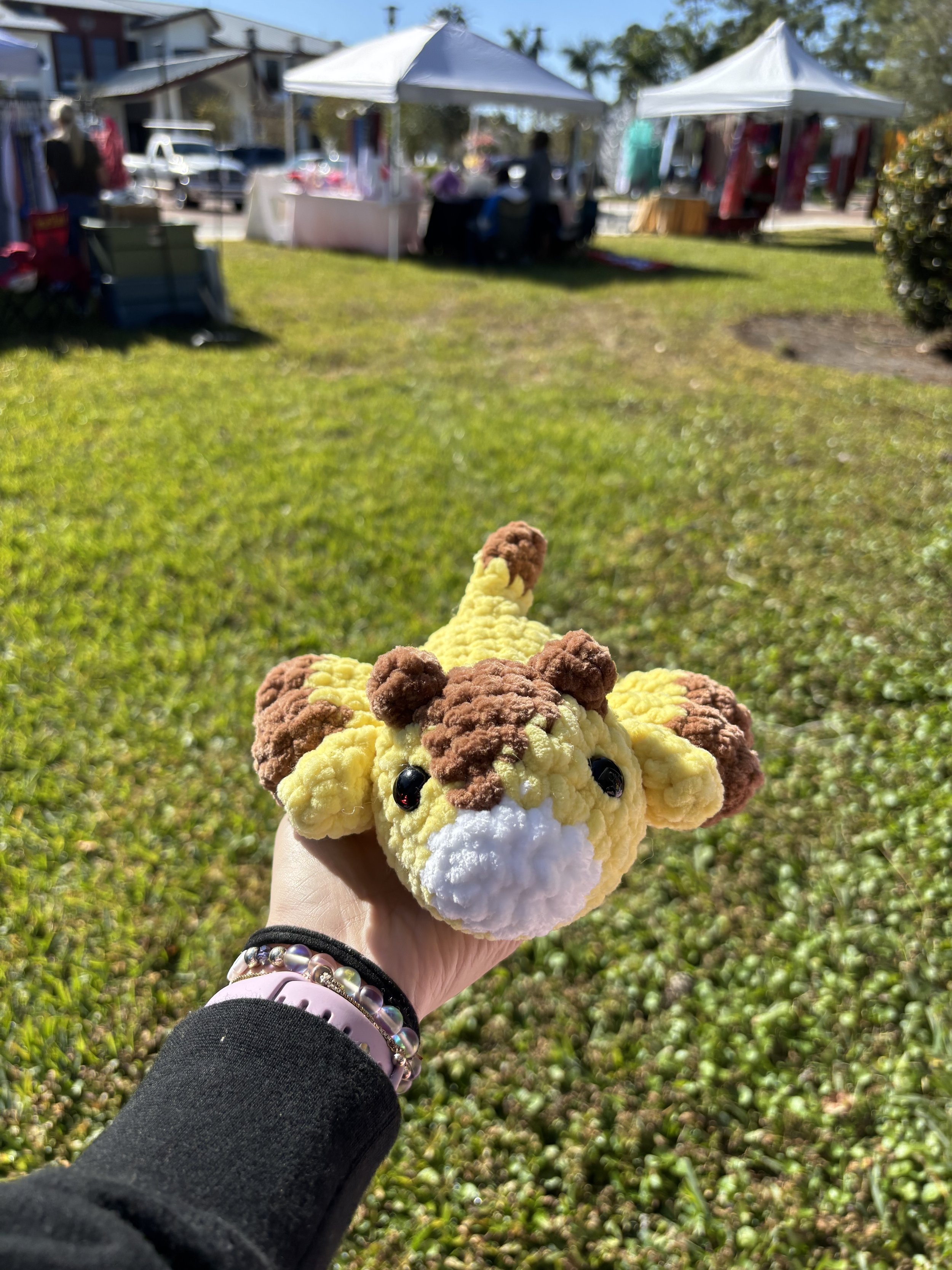 Crochet Laying Giraffe NEW!!