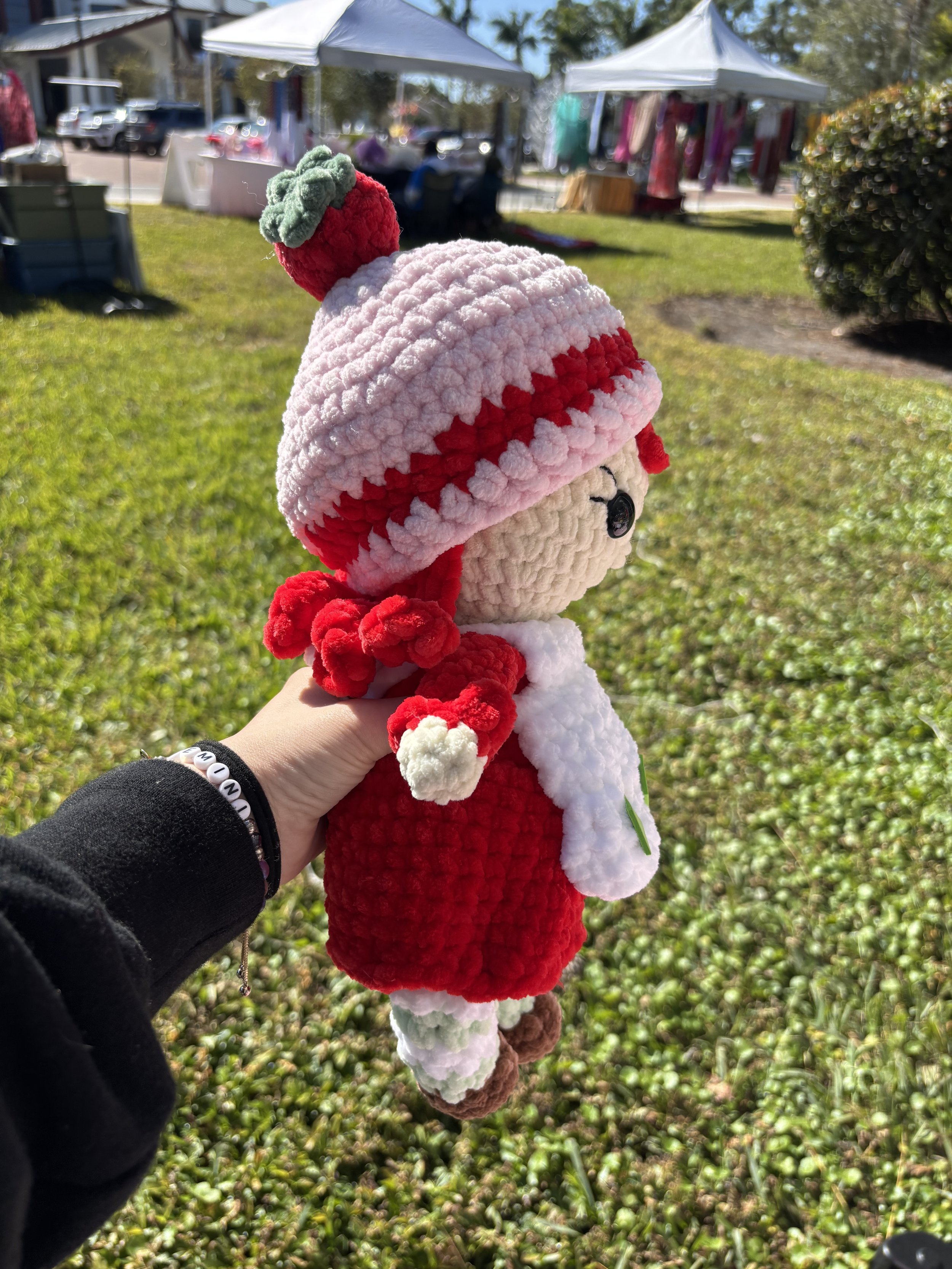 strawberry shortcake side.jpg