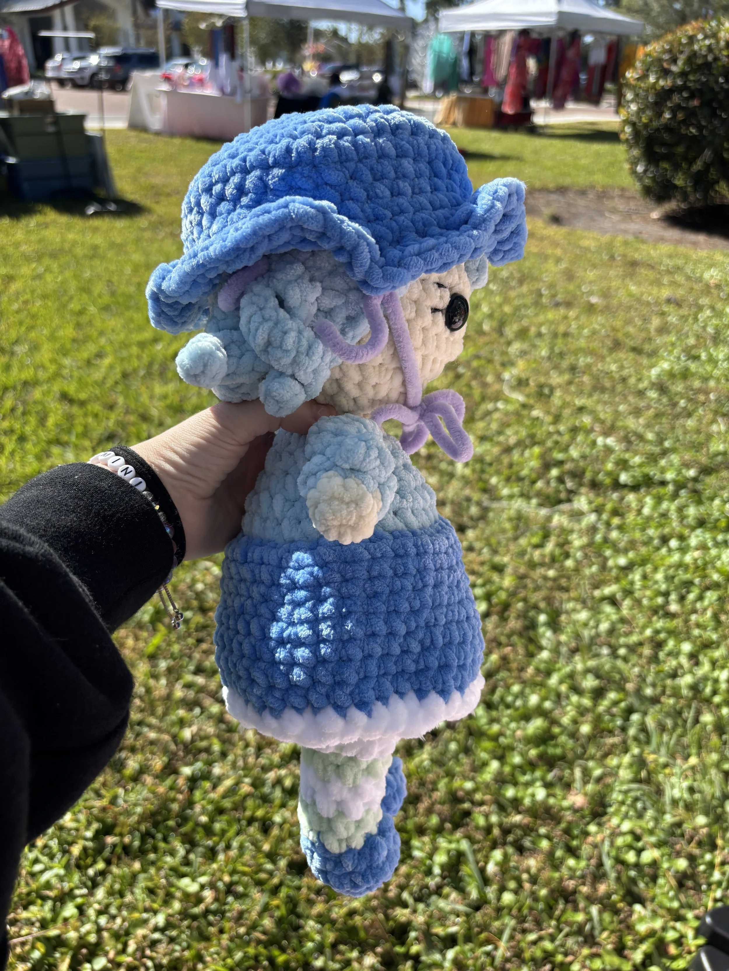 blueberry muffin side.jpg