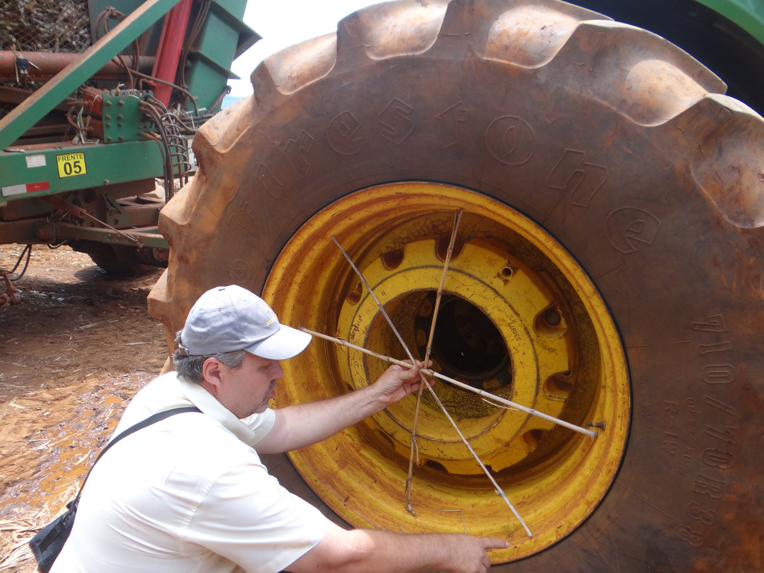 Equilíbrio Operacional Finger: otimize seu trator com tecnologia avançada