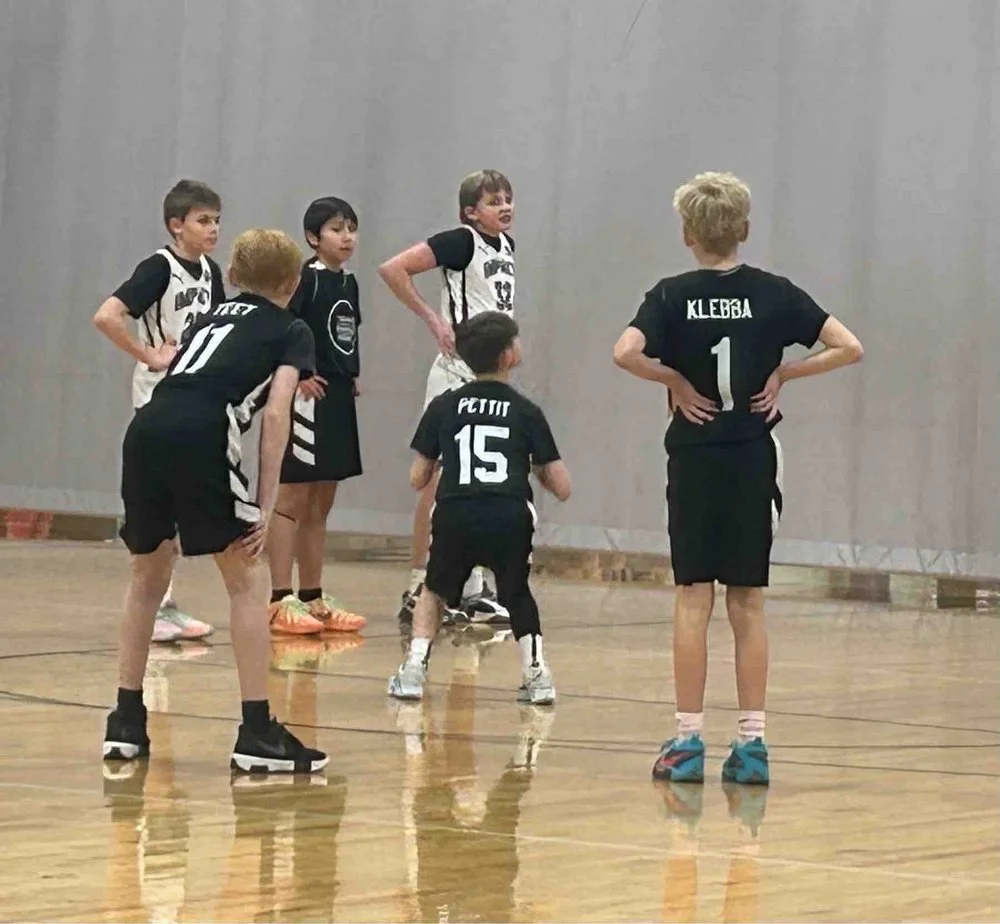 NBA team picture of in game free throw shooting