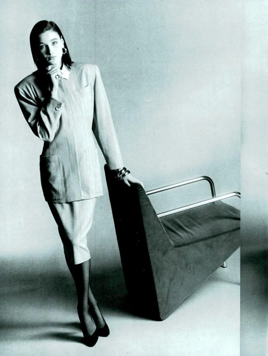 February 1987 @vogueitalia @carlabruniofficial