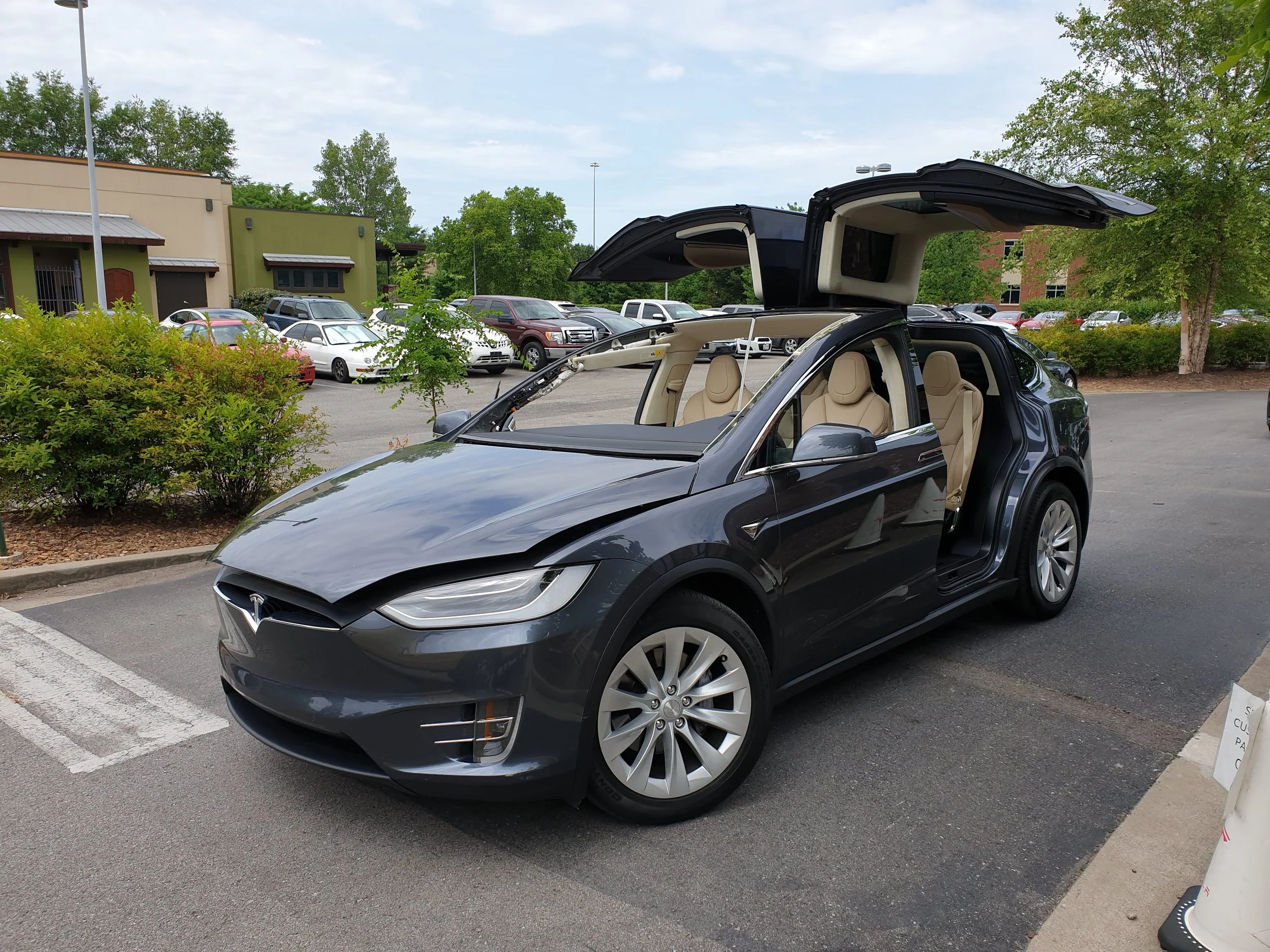 Tesla-Model-X.jpg