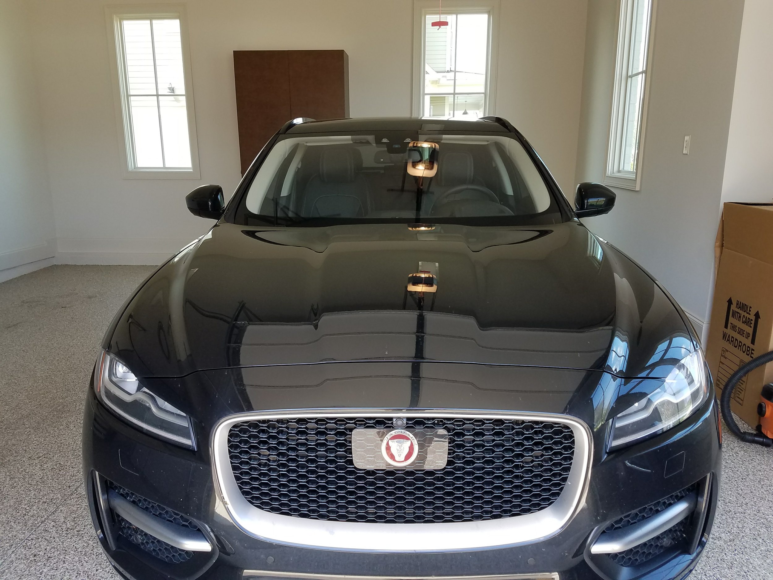 Jaguar-F-Pace-2.jpg
