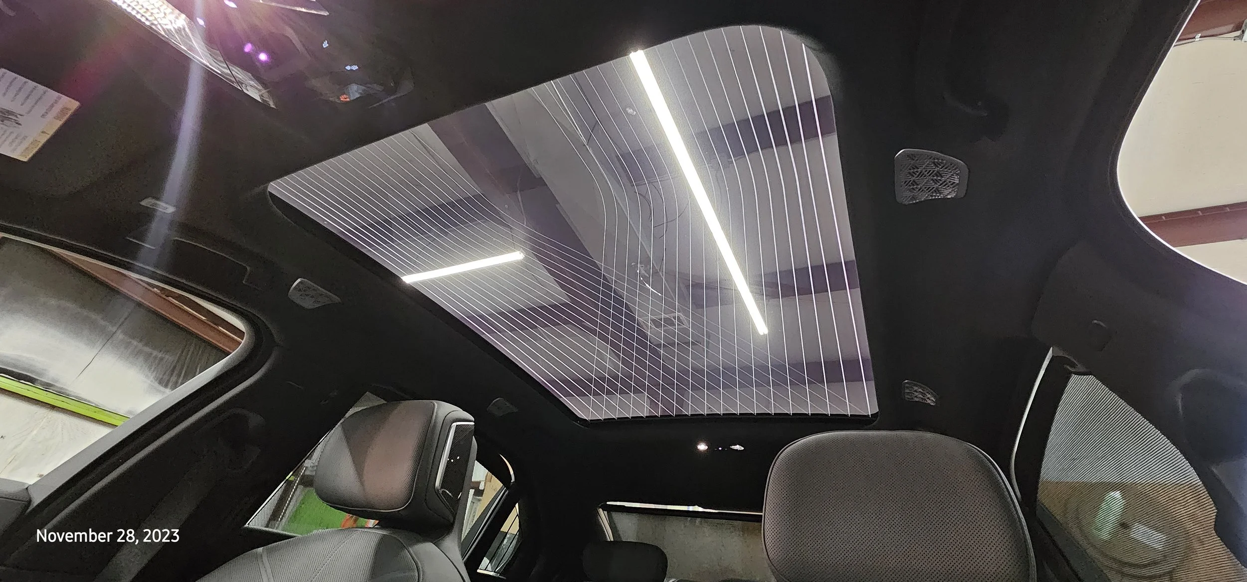 BMW-roofglass-1.jpg