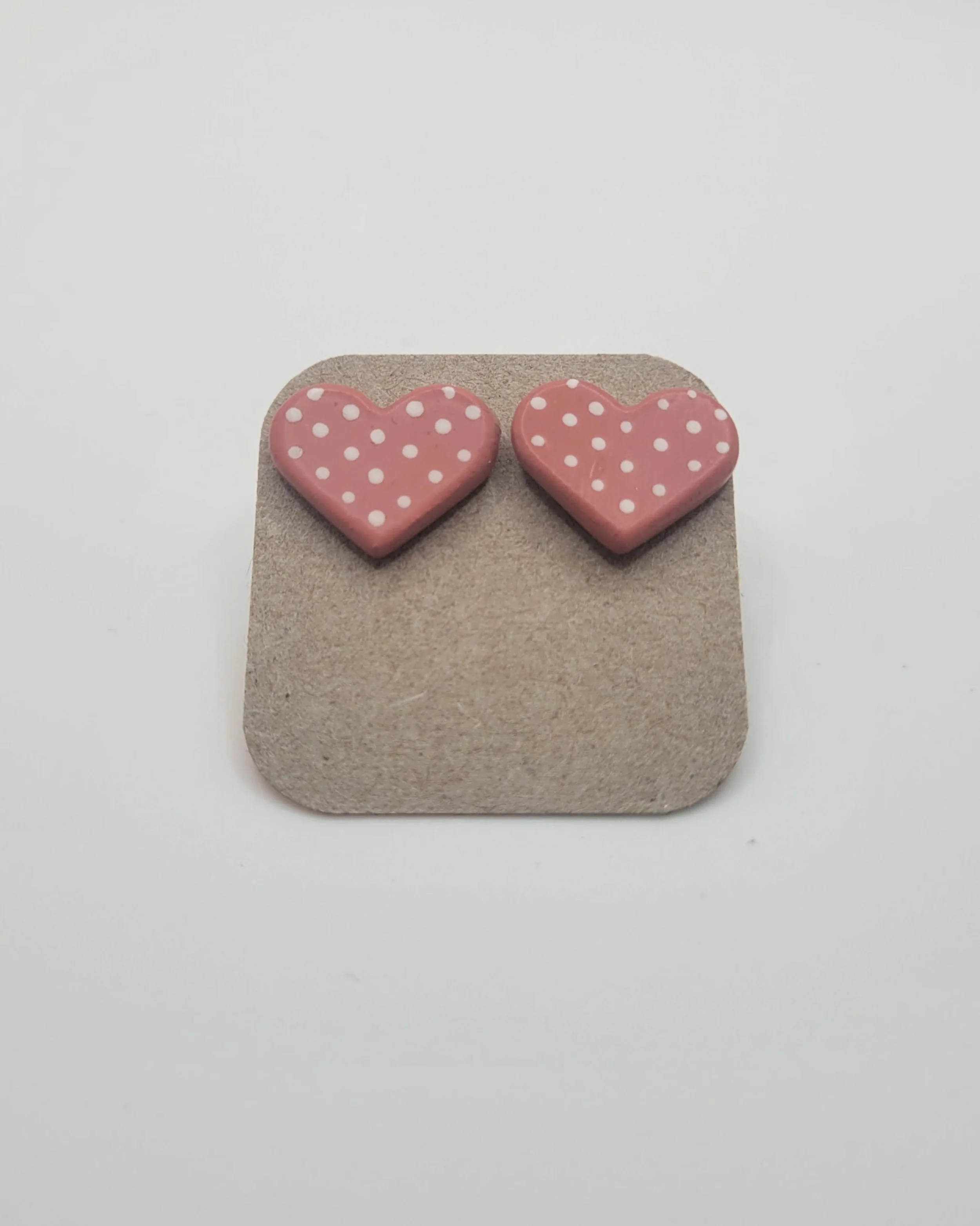 Check out these fun upcycled paper polka dot earrings, and other upcycled jewellery and accessories, at the @littlemodernmarket on Saturday at the Red and White Club!

#littlemodernmarket #yycmarkets #madeincalgary #upcycledjewellery #paperearrings