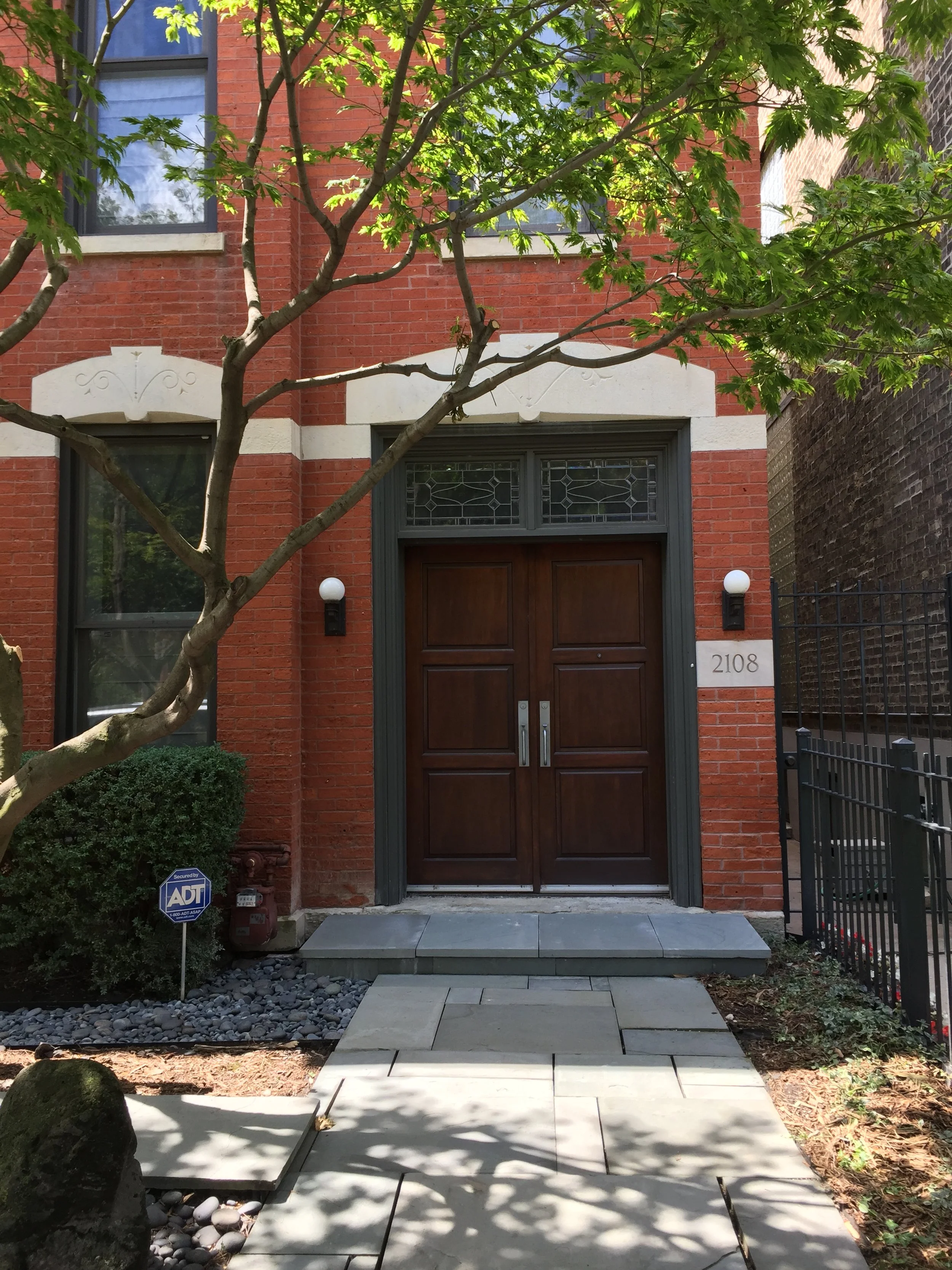 SL_Lincoln Park Residence - Ext 03.jpg