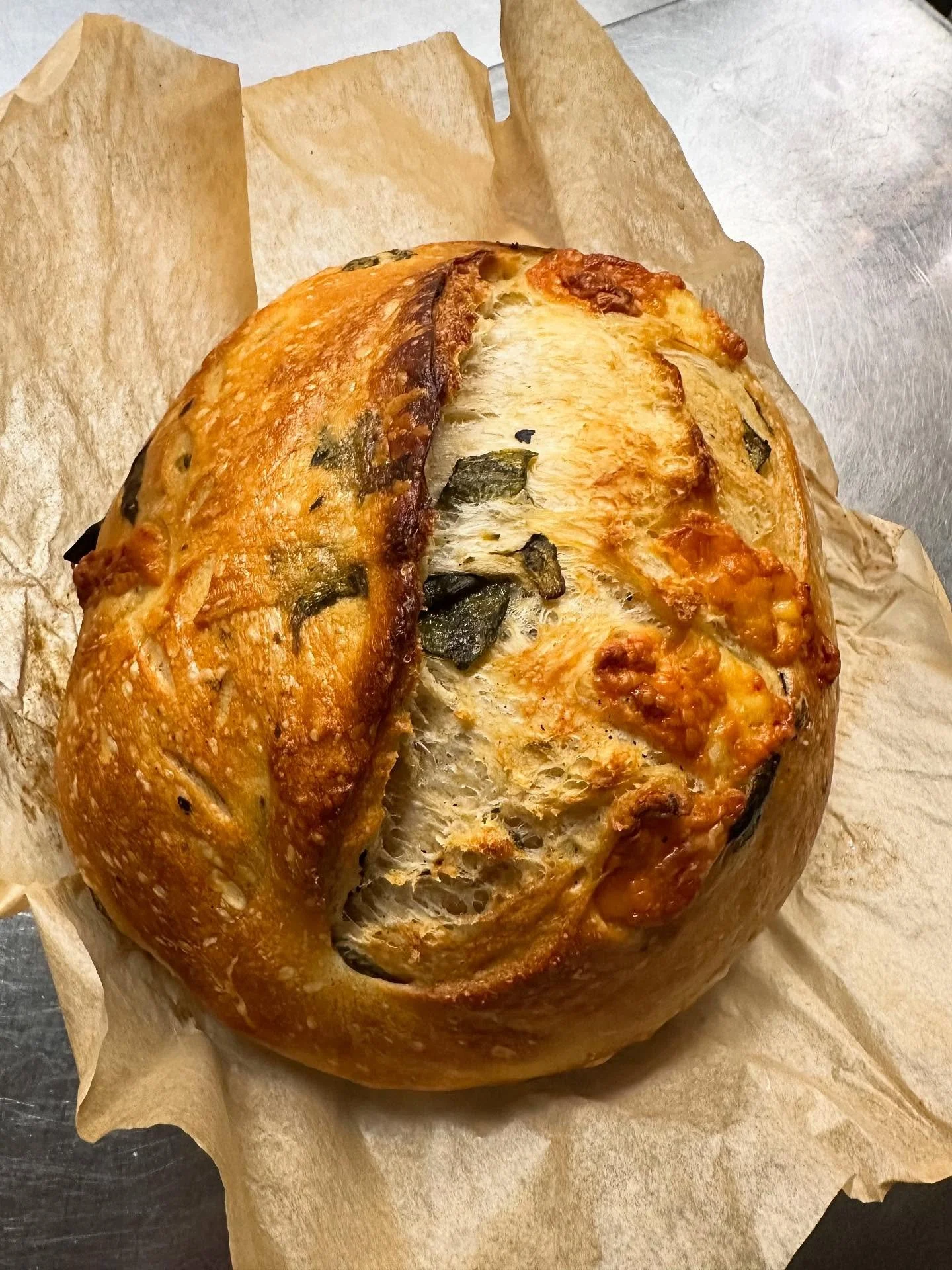 🥖 It&rsquo;s Sourdough Monday here @gunnisonvitamin !!! 🥖 We have our Simply Sourdough &amp; a brand new specialty loaf . . . the Pepper Jack, featuring roasted poblano peppers &amp; jack cheese! Stop by early to grab yours, only @gunnisonvitamin.
