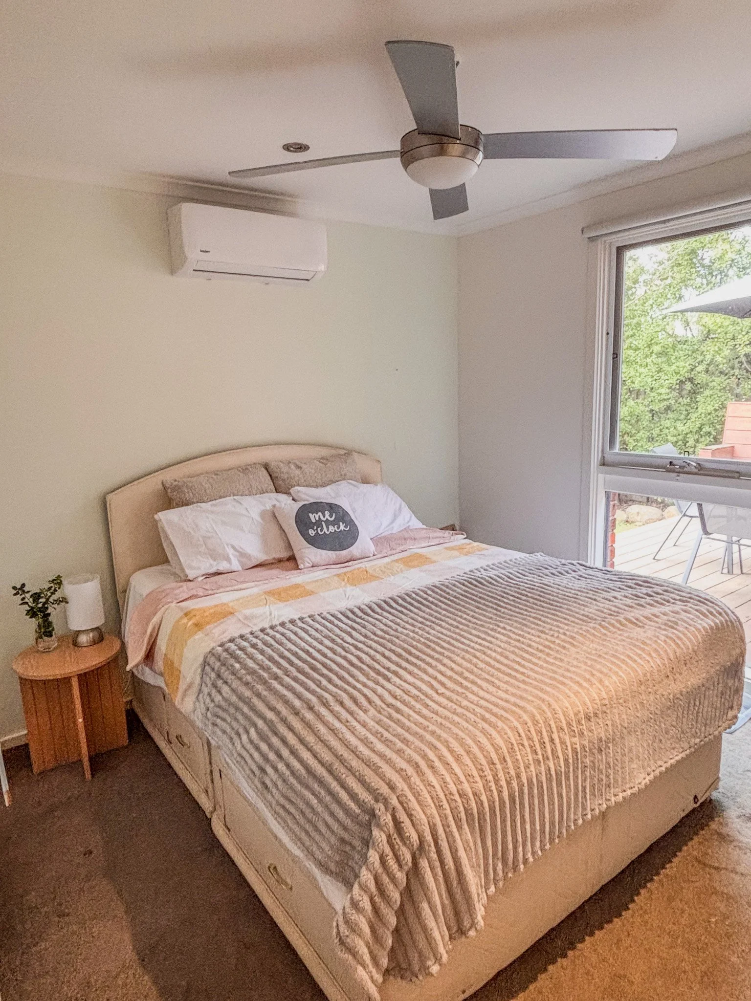 Viewbank bedroom.jpg