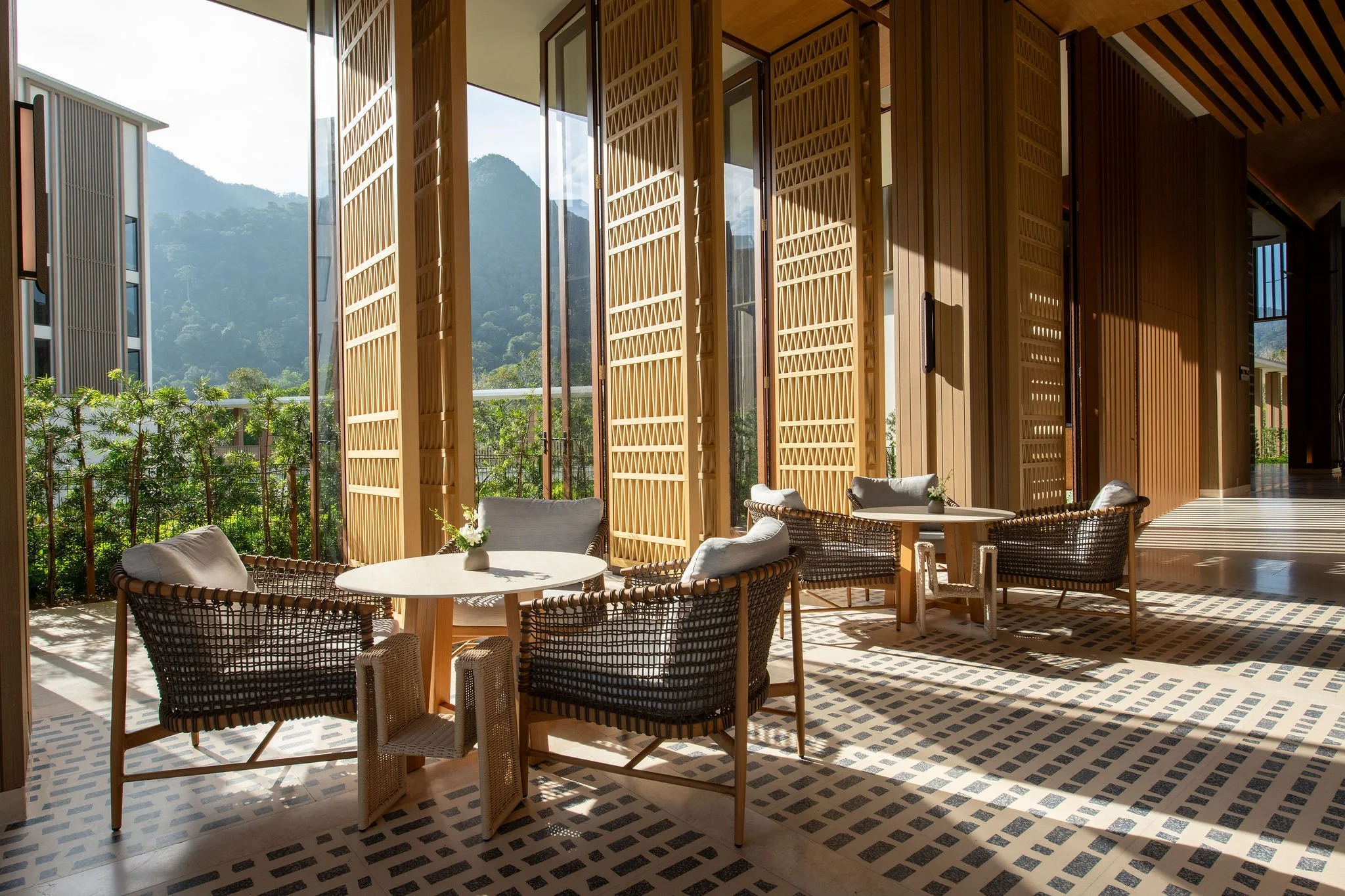 Lobby_Detail_01.jpg