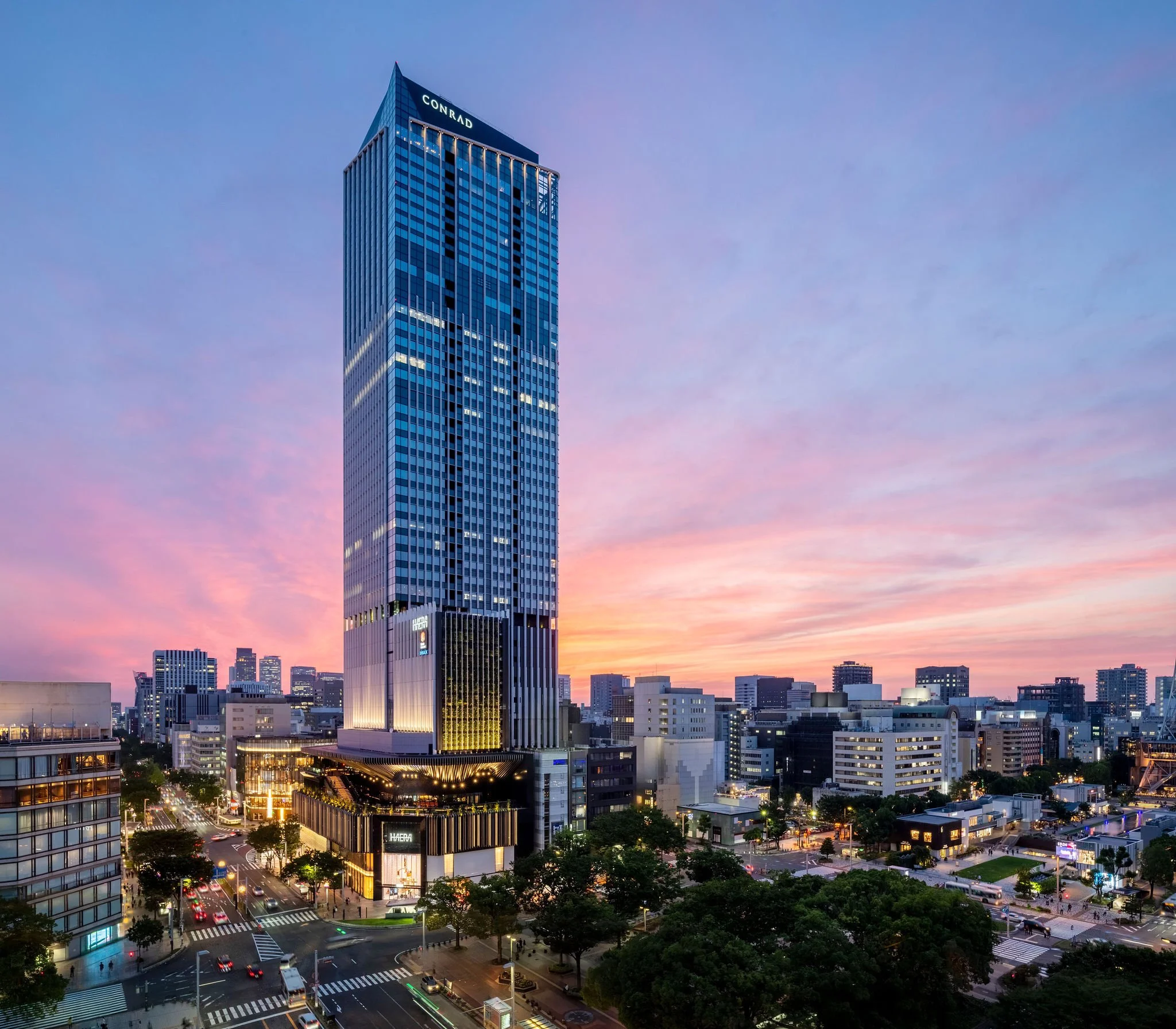 Exterior_Evening_01.jpg