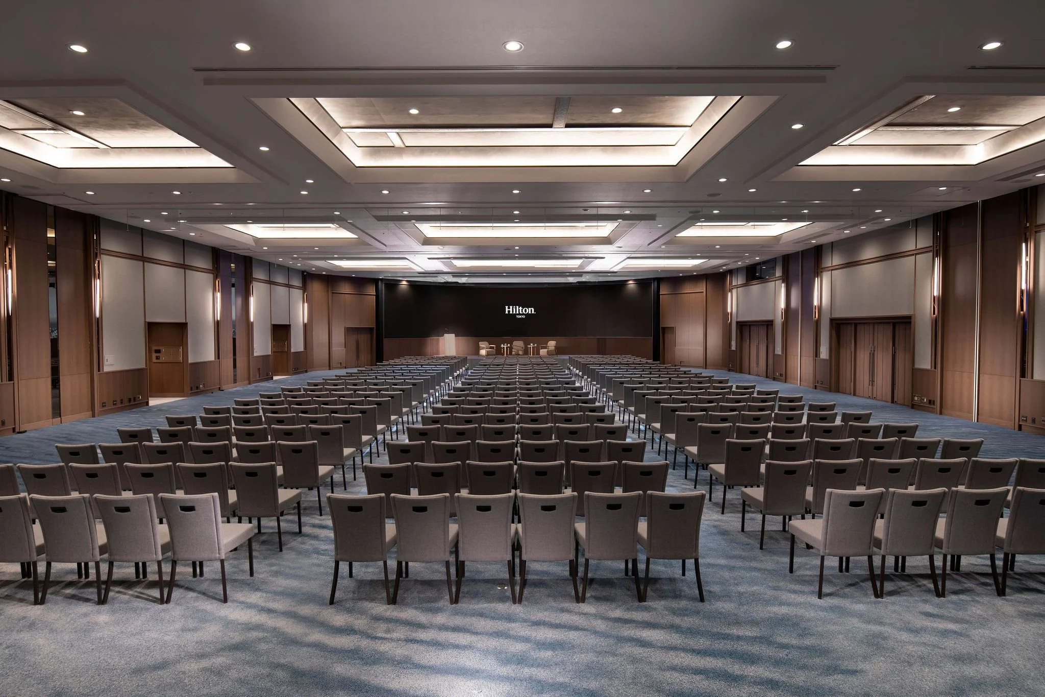 Kiku1+2+3_Theatre_02.jpg