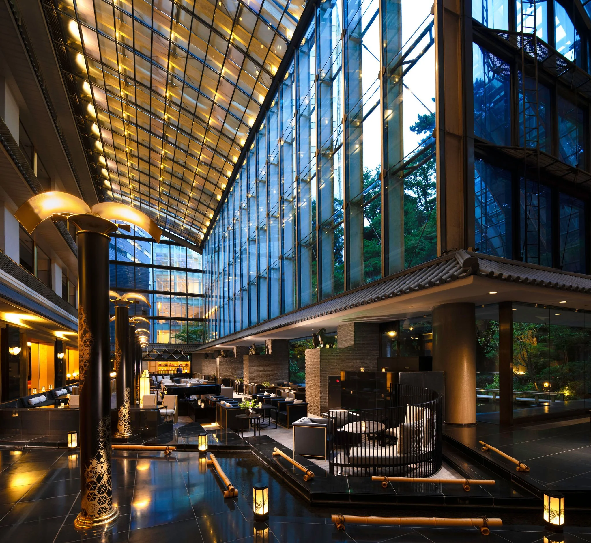 Lobby_Evening_01_Full.jpg
