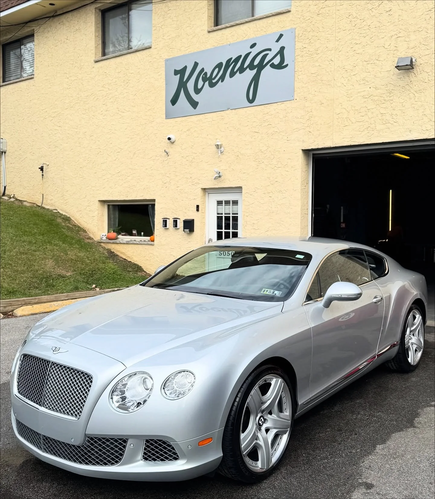 This Continental GT came by for a solid clean-up prior to being put on daily duty for the next several weeks. 

Our Level 2 Detail Process was completed which entails: 

Our most popular option! 

⁃	All services from Level 0/1 Detail +
⁃	Interior tho