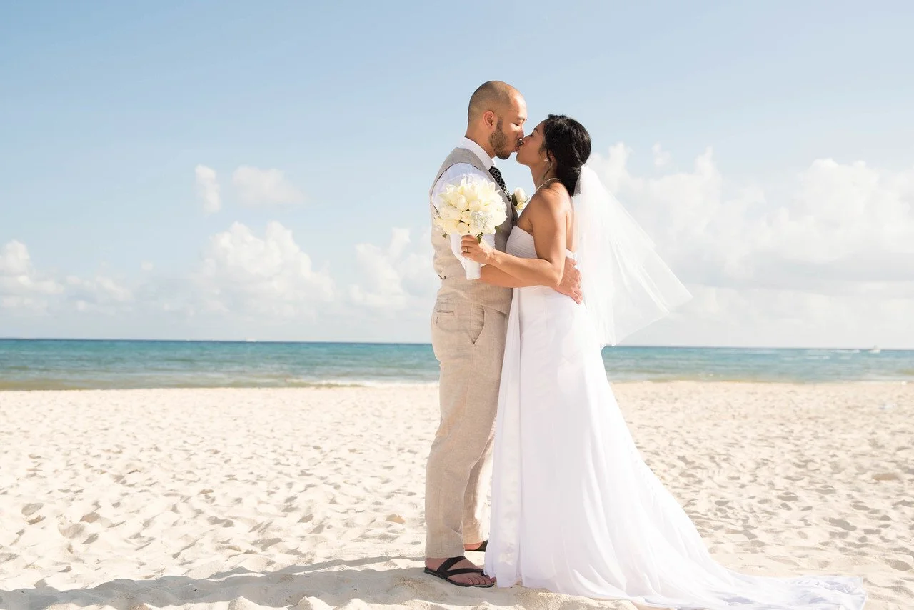 Honeymoon, Wedding & Travel Inspiration with Kiki!