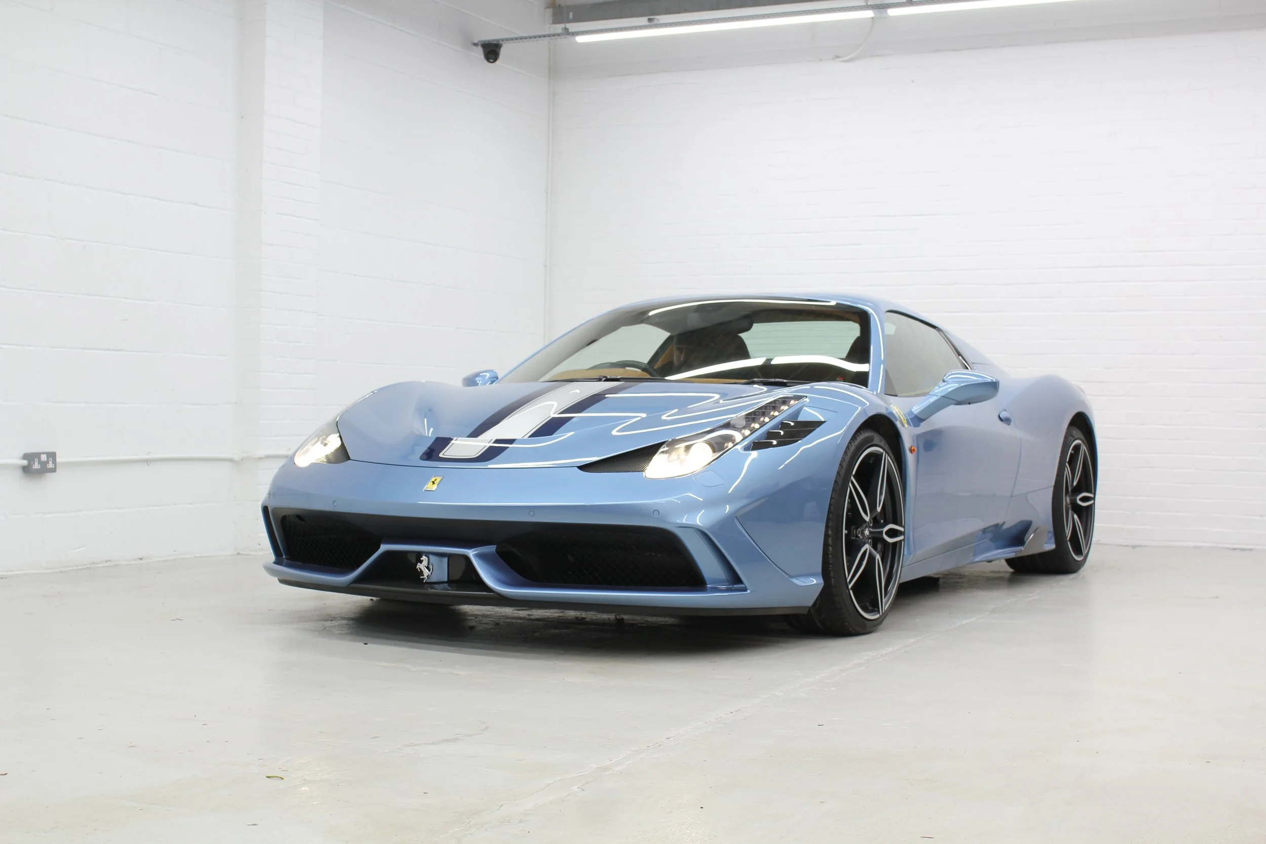 458 Speciale Maintenance Wash and Interior Detail