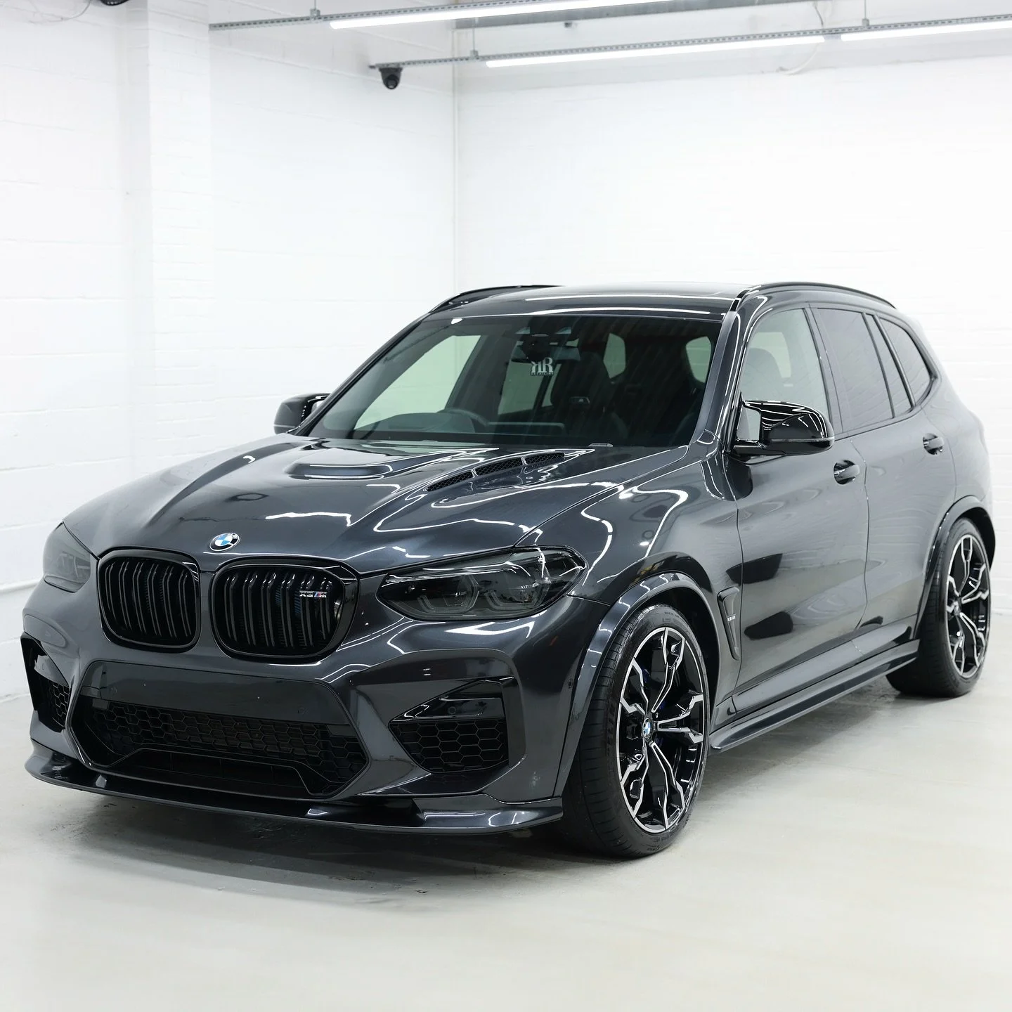 BMW X4M in for stage 3 paint correction and 5-year graphene coating.
Full multi-stage correction carried out to remove defects and enhance gloss, followed by graphene coating application for long-term protection and a deep, reflective finish.
For c