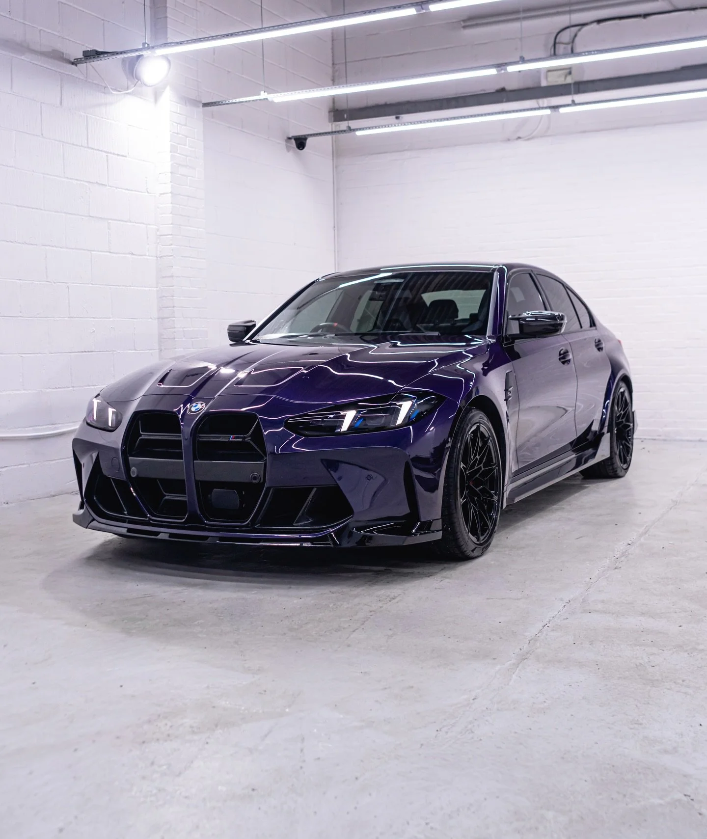Technoviolet G80 M3 came in for a Stage 2 polish and ceramic coating.Absolutely stunning in person &mdash; the depth in this paint is unreal. Hands down the best G80 I&rsquo;ve worked on

#G80M3 #BMWM #Technoviolet #CeramicCoating #DetailingLife