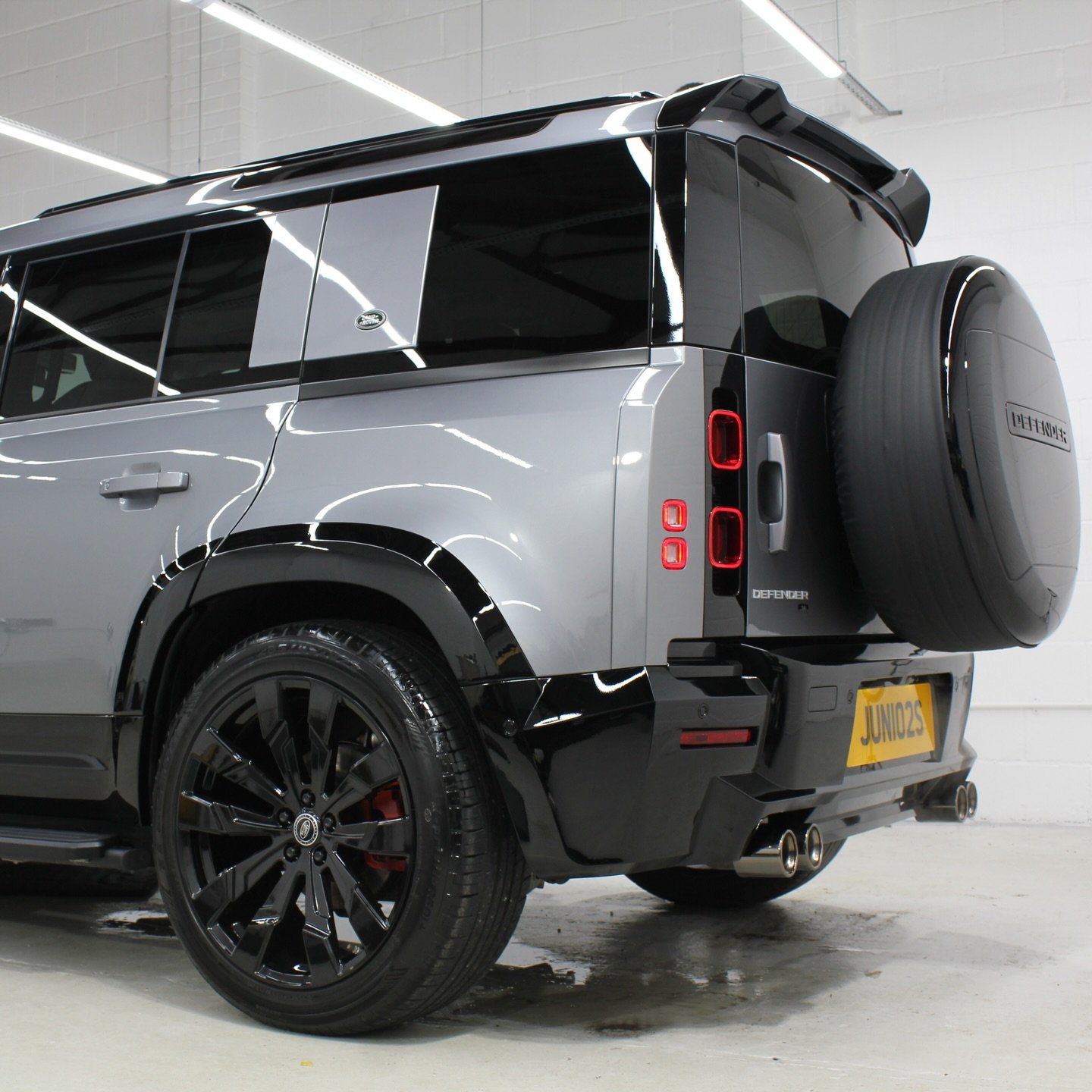 Mud, rain, dust&mdash;bring it on.
This Land Rover Defender is now armored with ceramic coating protection 💎

✅ Deep mirror-like shine
✅ Superior scratch resistance
✅ Hydrophobic finish (water &amp; dirt slide off)
✅ UV &amp; chemical protection
✅ K