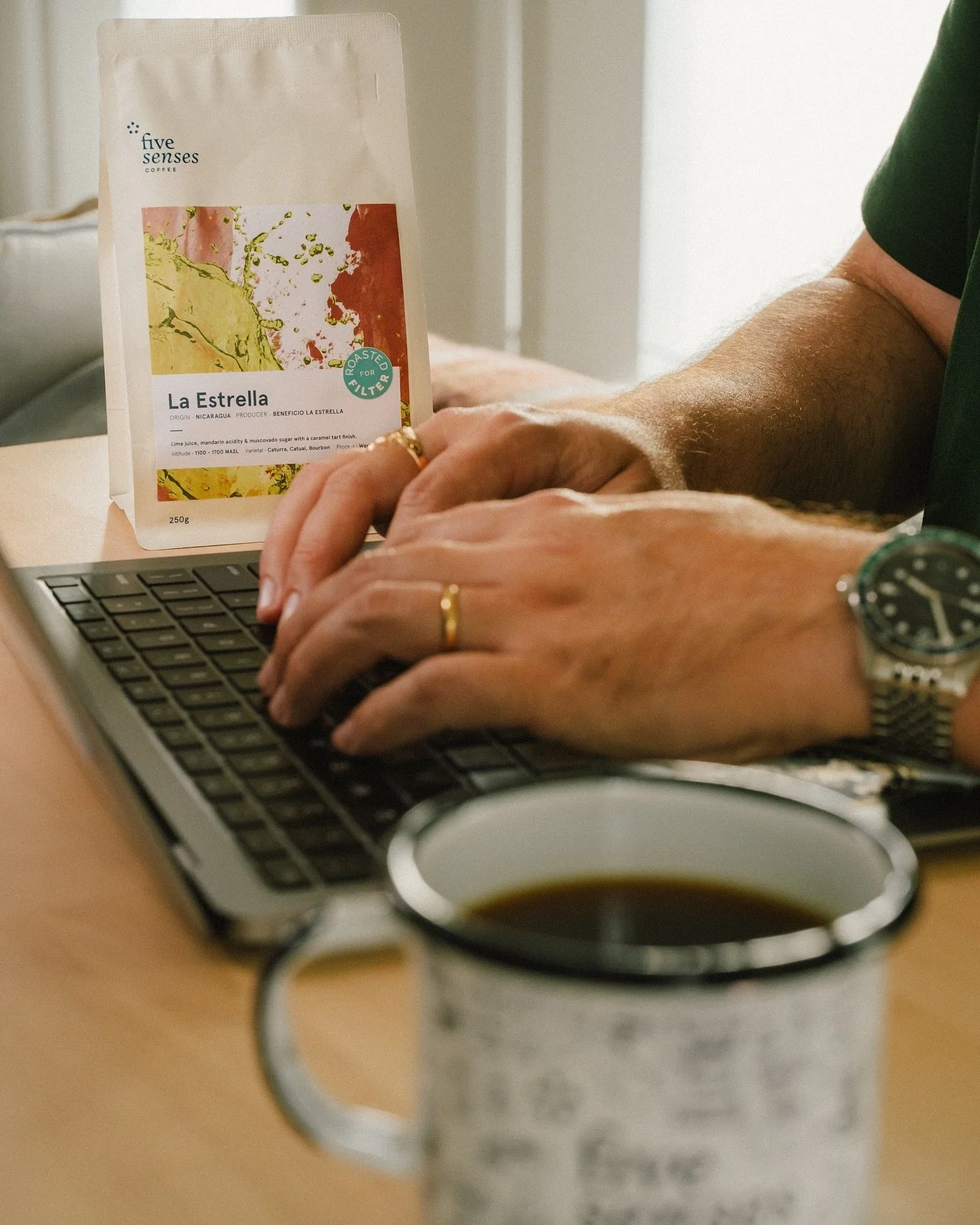 A coffee subscription is a perfect treat and makes a great present for the coffee nerd in your life. 

@5sensescoffee never fails to deliver with another incredible option arriving at my door today. 

#coffee #specialtycoffee #filtercoffee
