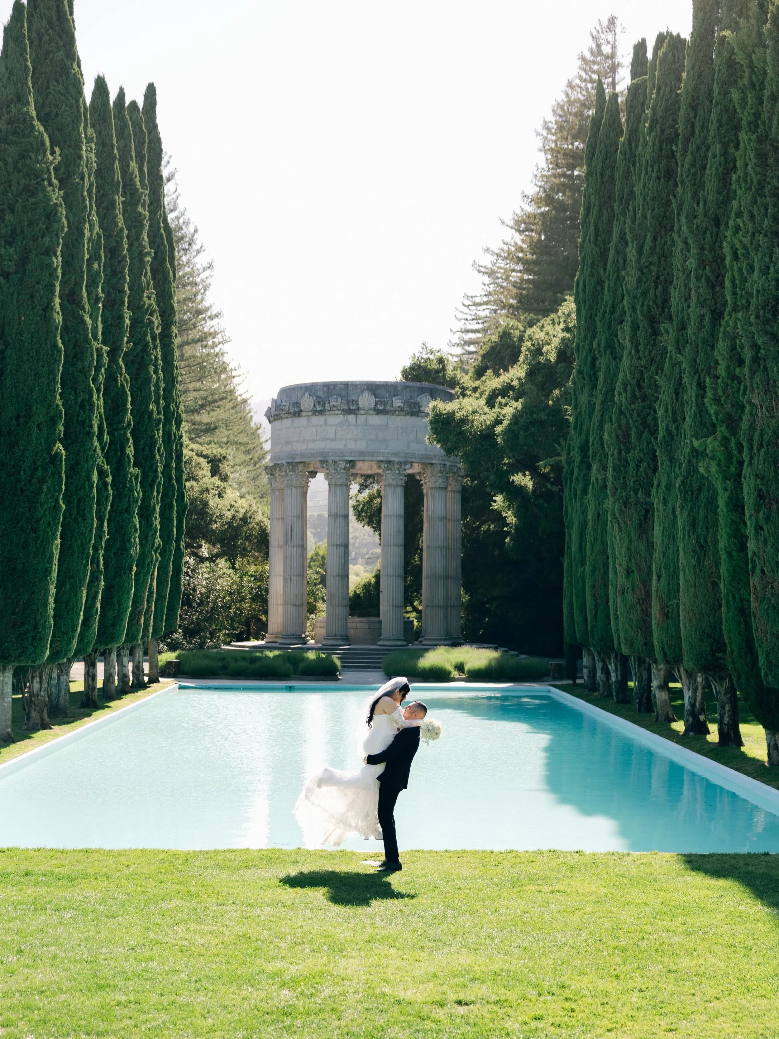 S+C celebrated their intimate wedding surrounded by their closest family and friends, and it was such a beautiful reminder that the best moments are often the simplest ones. So much love, so many happy tears, and the sweetest energy all day long.

Af