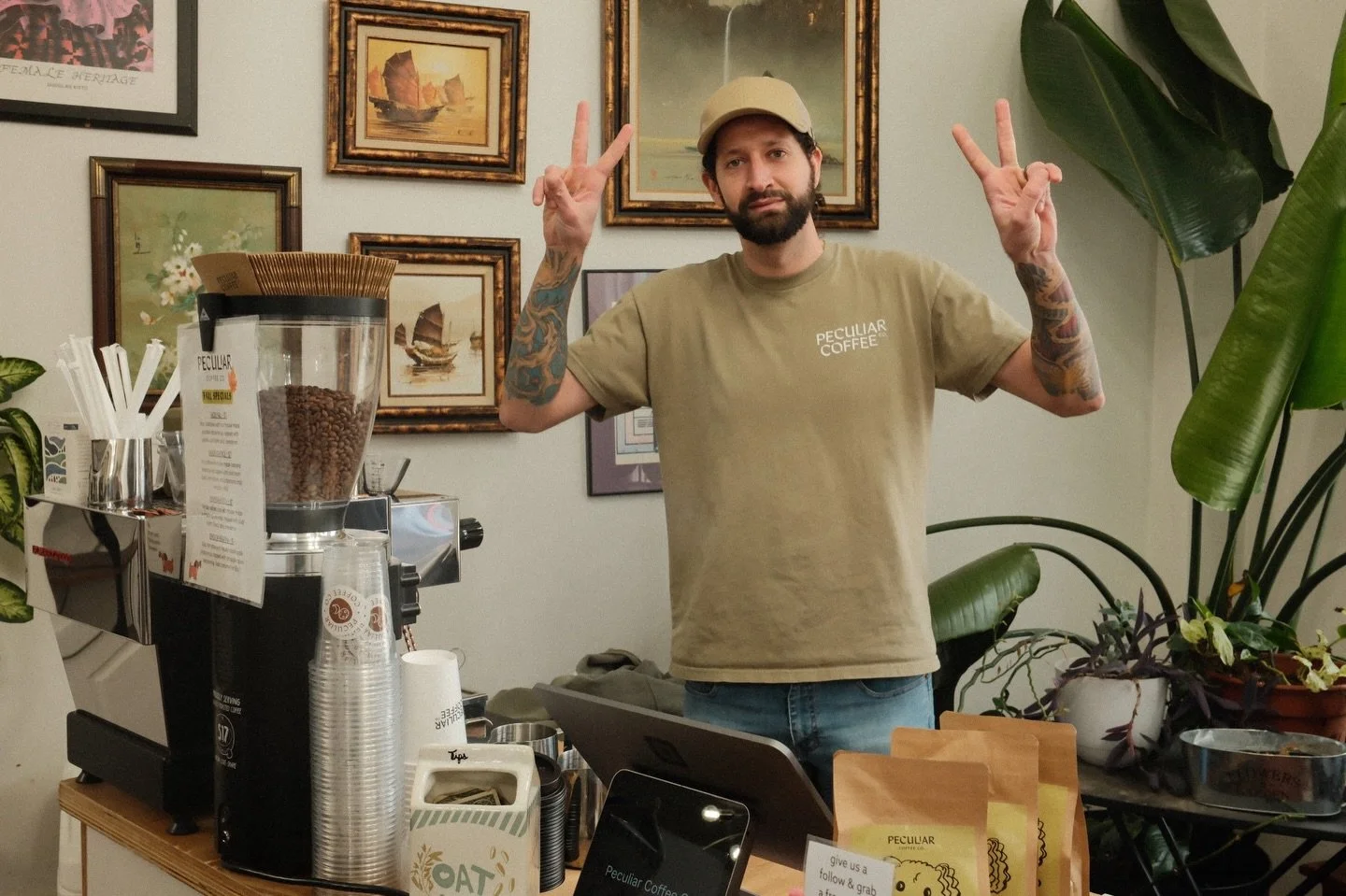 ✌🏽 out until next year!! Happy holidays to you! See you in 2026. 

#peculiarcoffeeco #lansingcoffee #mobilecoffeecatering #espressocart #lansingmichigan #michigancatering