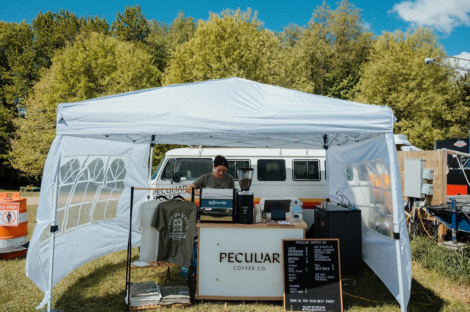 cart-festival-booth-wide-08.webp