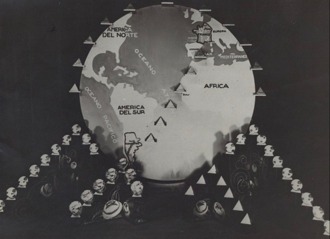 globe+window.jpg