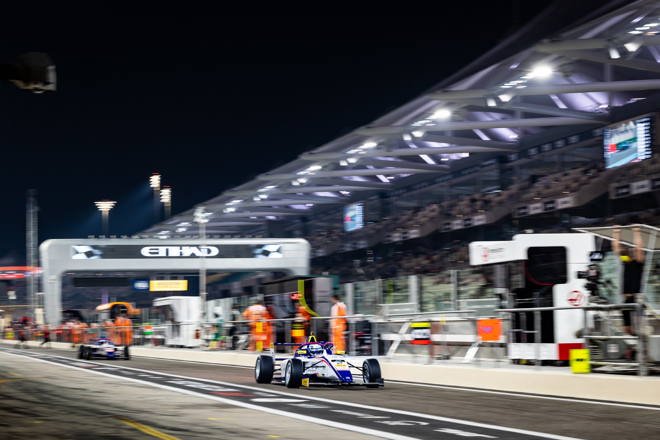 F1 Support round in F4 UAE Championship.