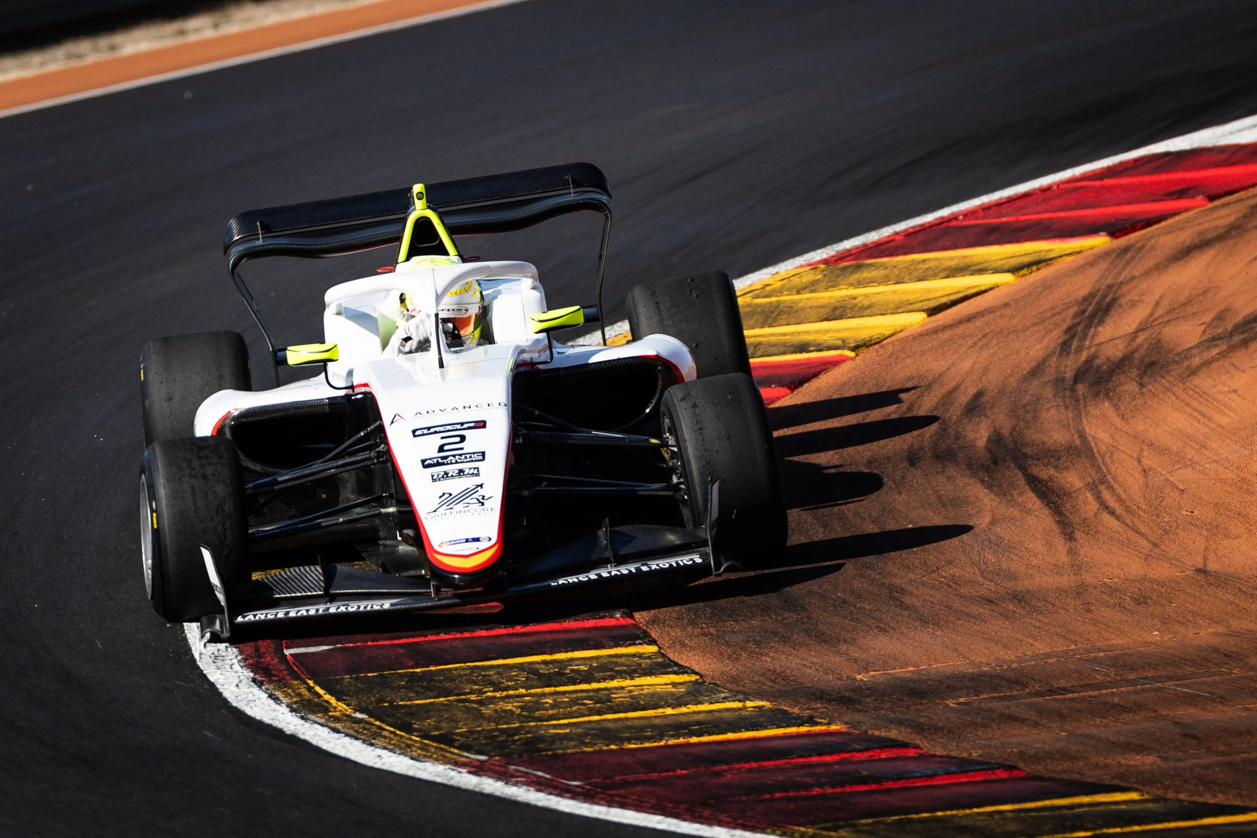 Through the chicane at Motorland Aragon. Eurocup 3.
