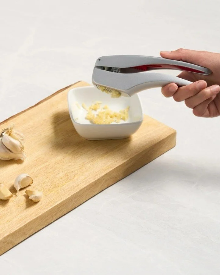 Garlic lovers (aka everyone, right?), this one&rsquo;s for you 🧄✨

The Zyliss Garlic Press makes crushing garlic quick, easy &amp; mess-free. With its ergonomic handle &amp; strong pressing power, you&rsquo;ll get perfectly crushed garlic every time