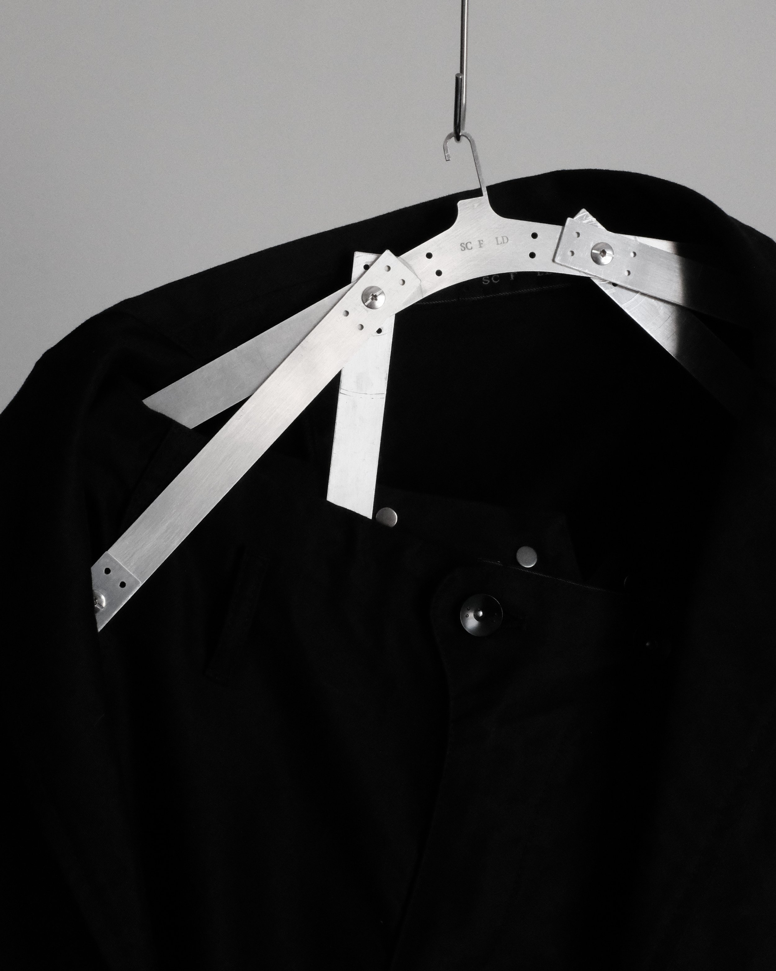 HANGER_1.jpg