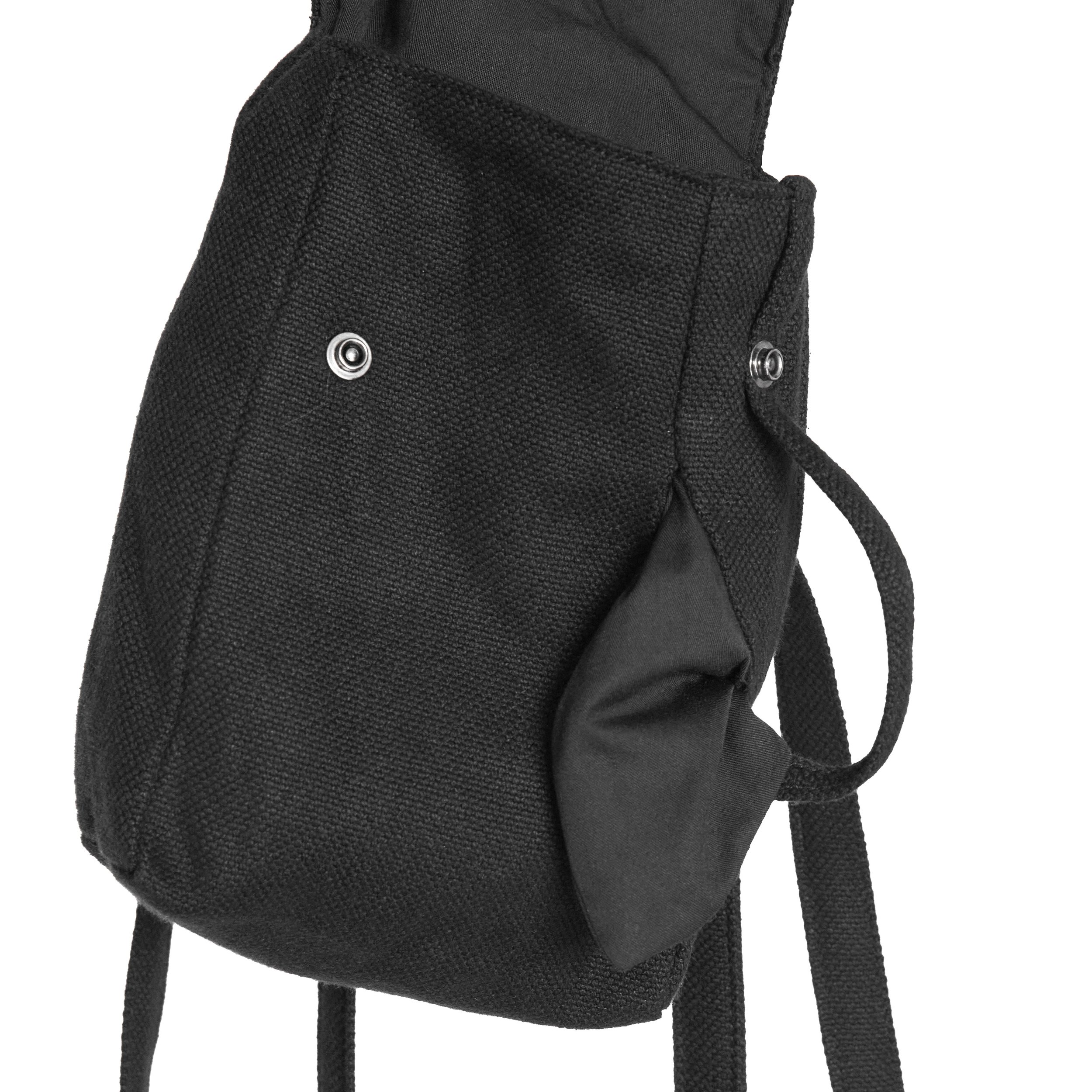 POUCH_D2.jpg