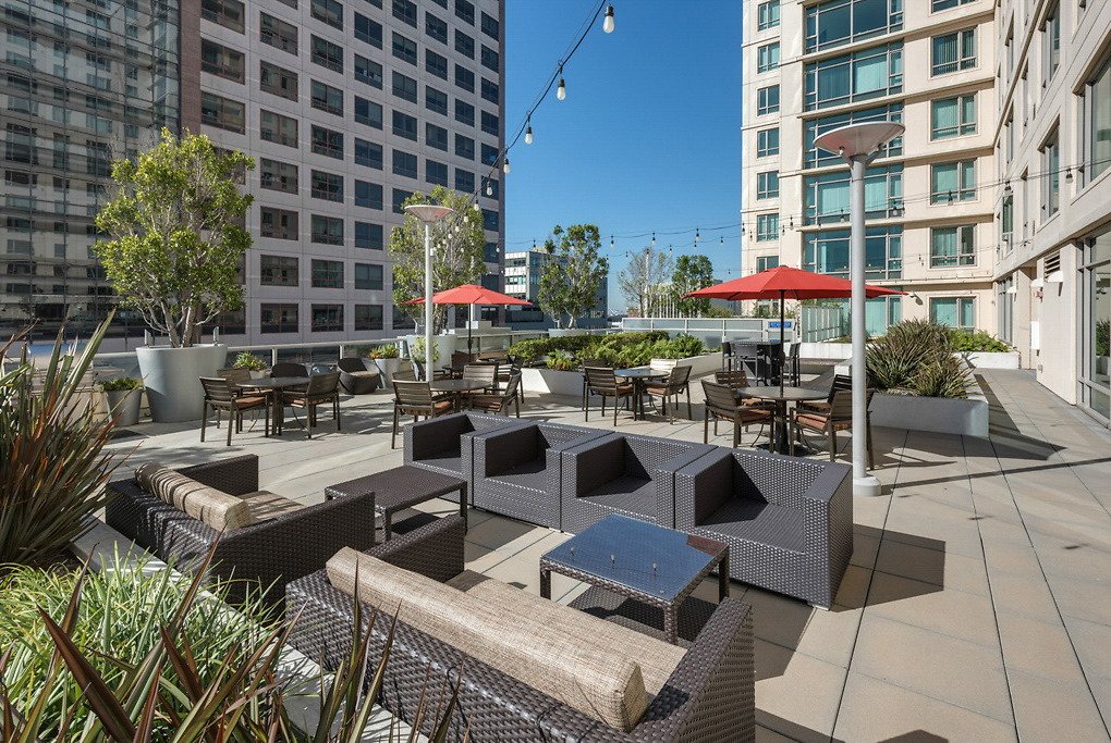 Outdoor patio.jpg