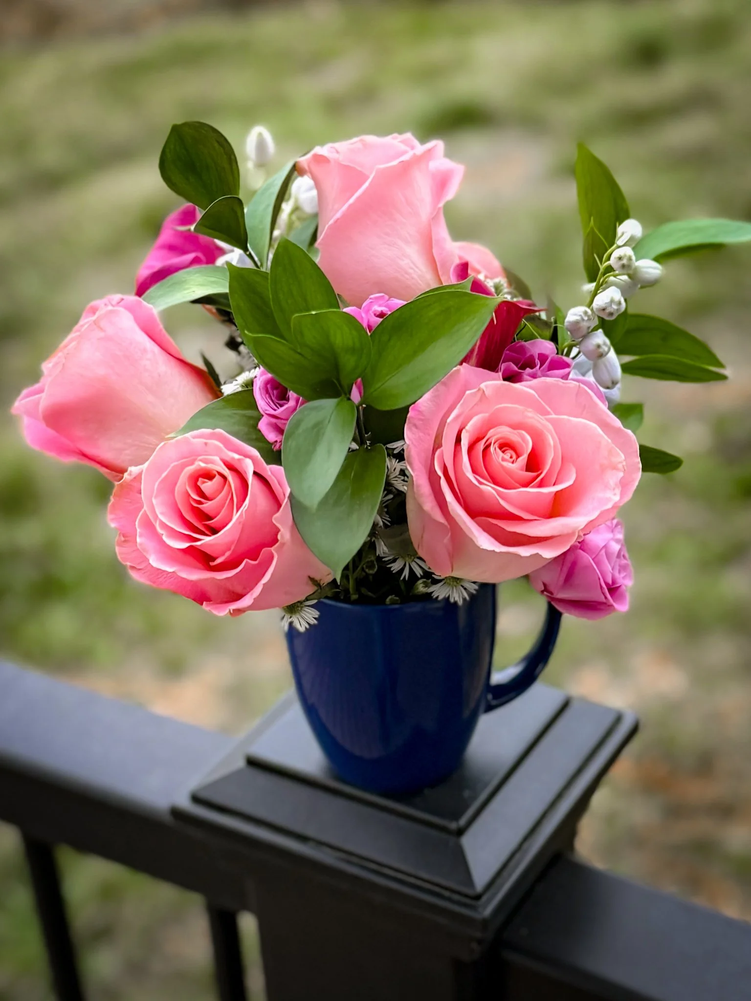Designer's Choice Cup of Love Valentine's Day Flowers Springfield MO.jpg
