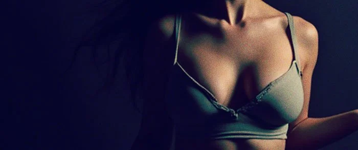 Breast lift mastopexy procedure to restore breast shape in Dubai