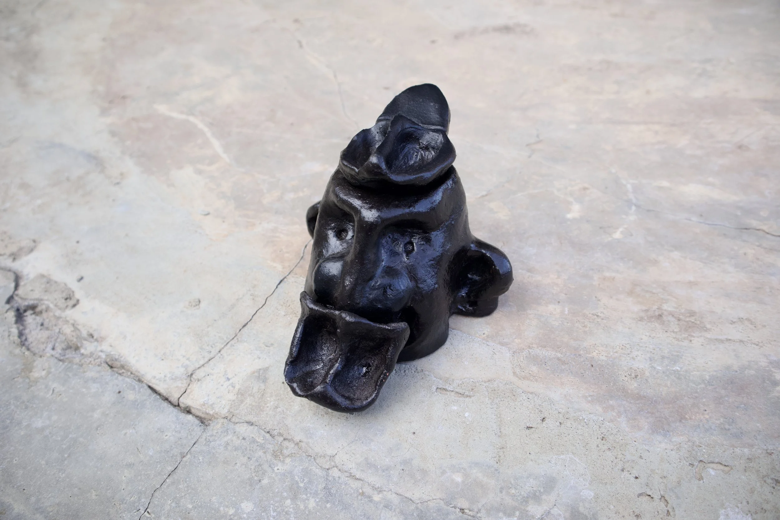 ALTAR OBJECT 01 / 
ELEMENTAL STUDY: Fire /


MATERIALS:
Clay, local paint dye, varnish /   
2025