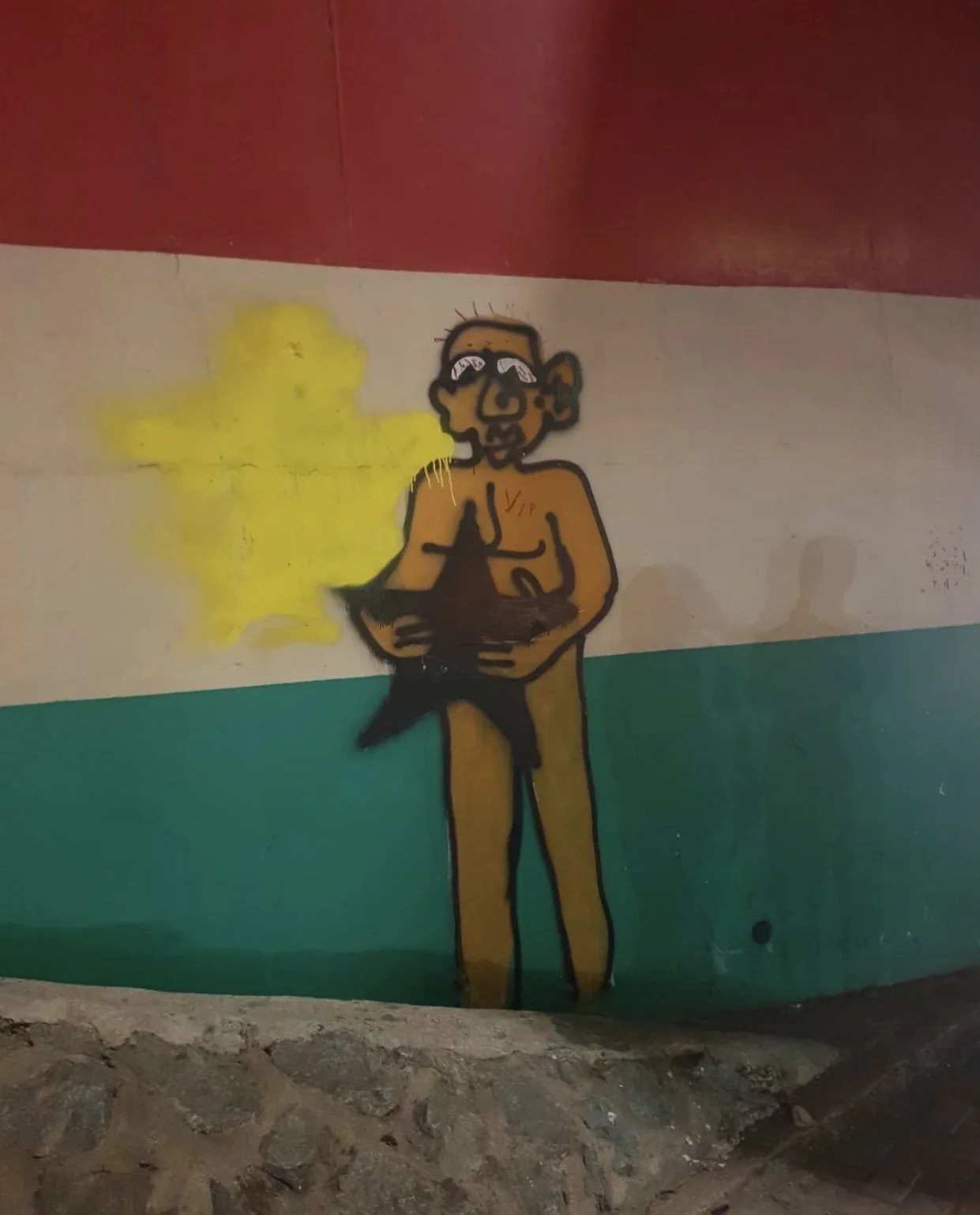 PUBLIC INSTALLATION /
STUDY: THE BLACKSTAR /  

 

Street art as conversational piece.