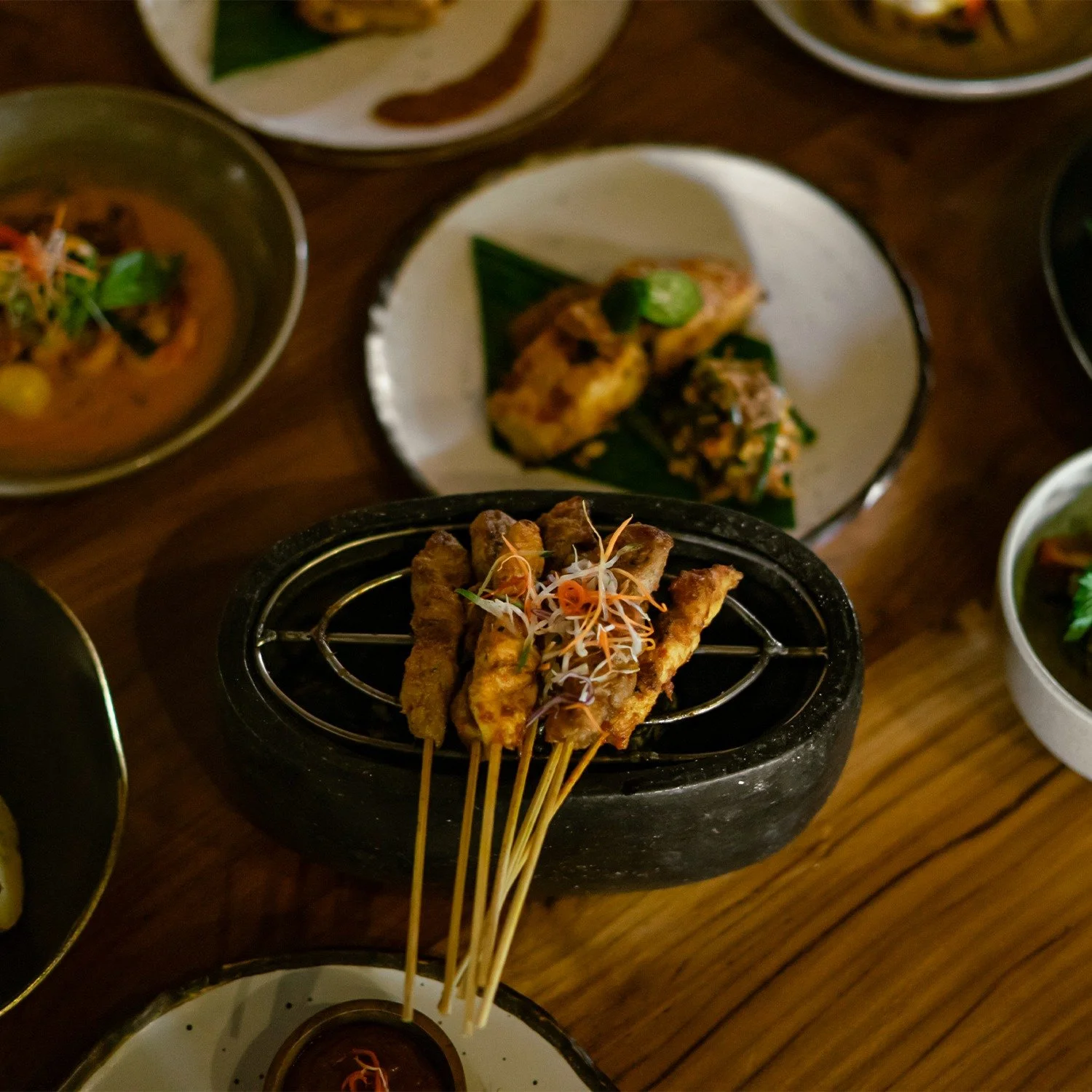 Savor the irresistible aroma of our fresh grilled satay! 🔥🍢 Smoky, juicy, and packed with flavor&mdash;your perfect bite awaits!
____

Book A Table.
Daily, 7 AM &ndash; 10 PM
+62 361-9000-552
WA +62 859-2102-5357
Visit www.palapaubud.com

#palapare