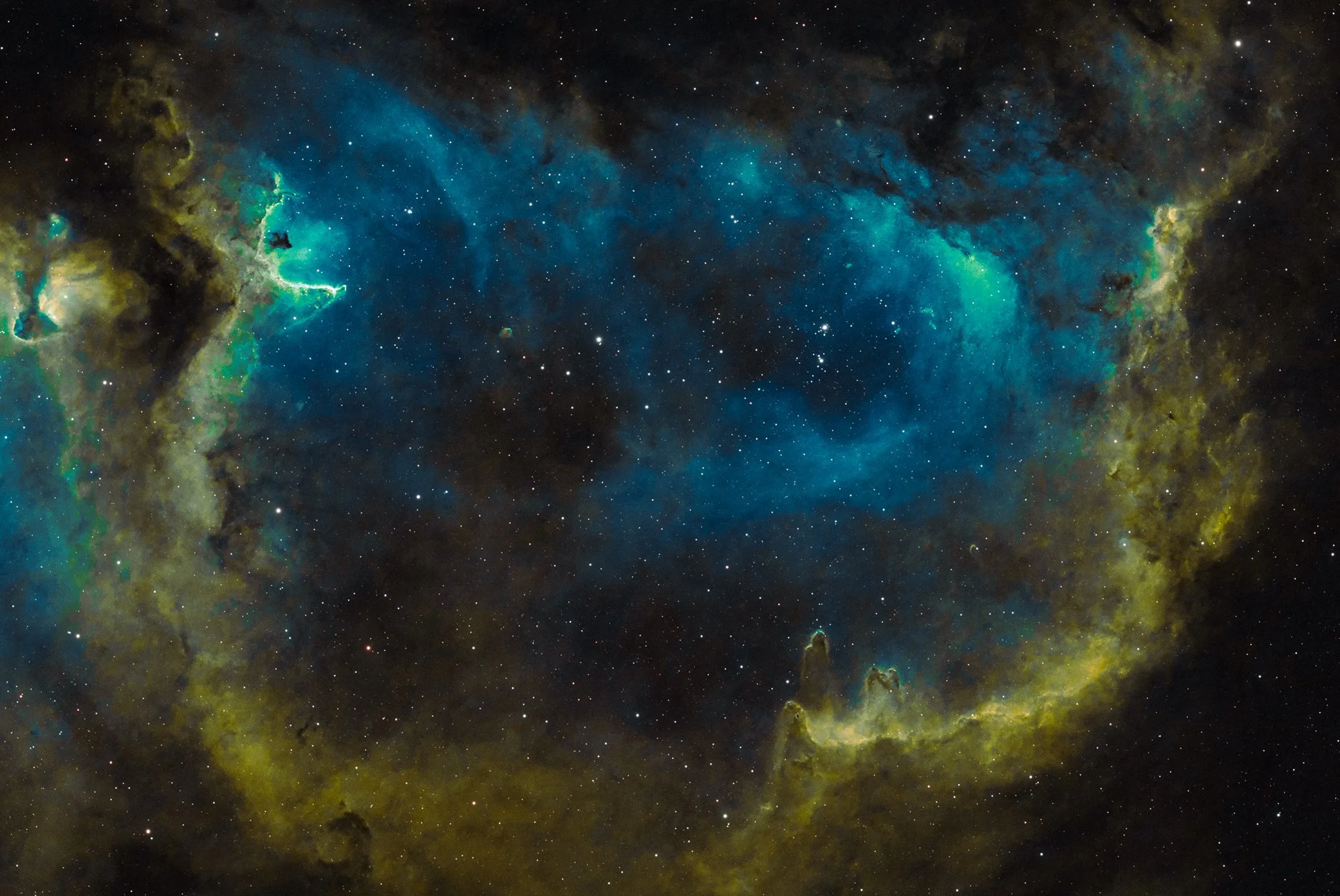Pillars in the Cosmic Soul