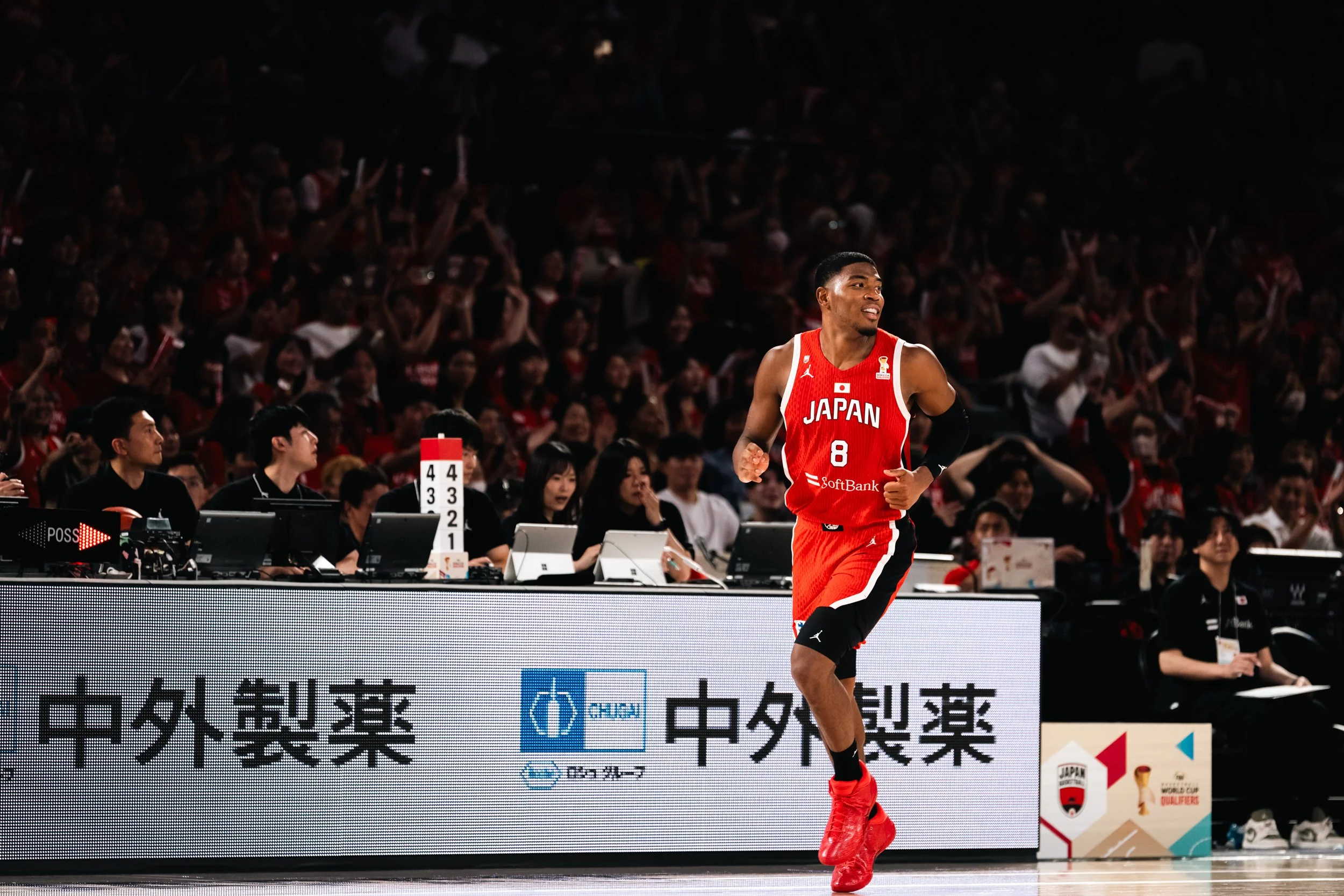 FIBAWC-WINDOW4-JPN-QTR-66.jpg