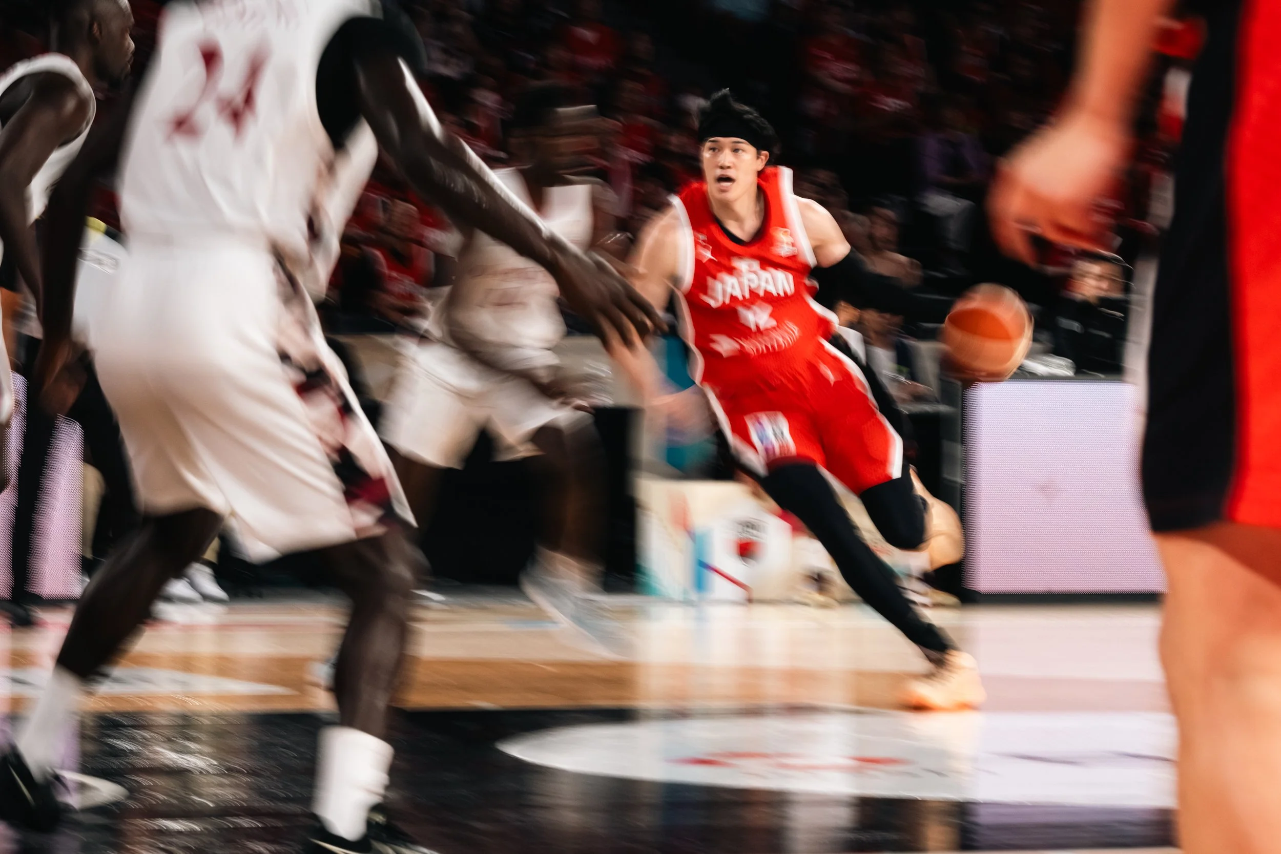 FIBAWC-WINDOW4-JPN-QTR-86.jpg