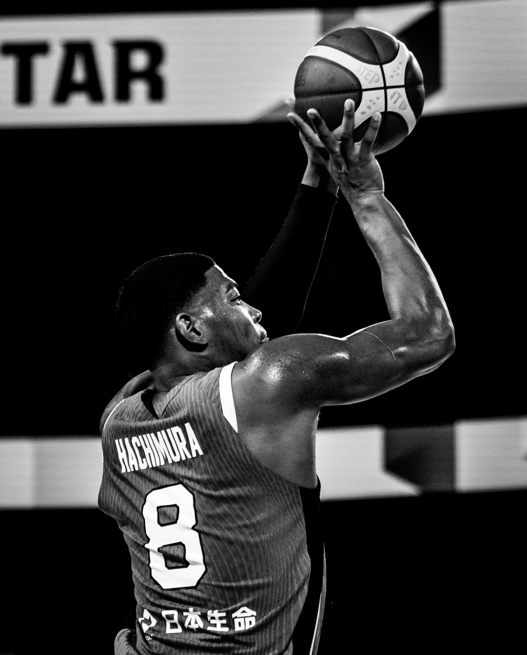 FIBAWC-WINDOW4-JPN-QTR-43.jpg