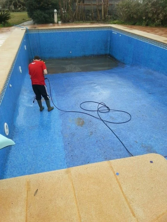 How to Keep Pool Water Crystal Clear All Year in North DFW