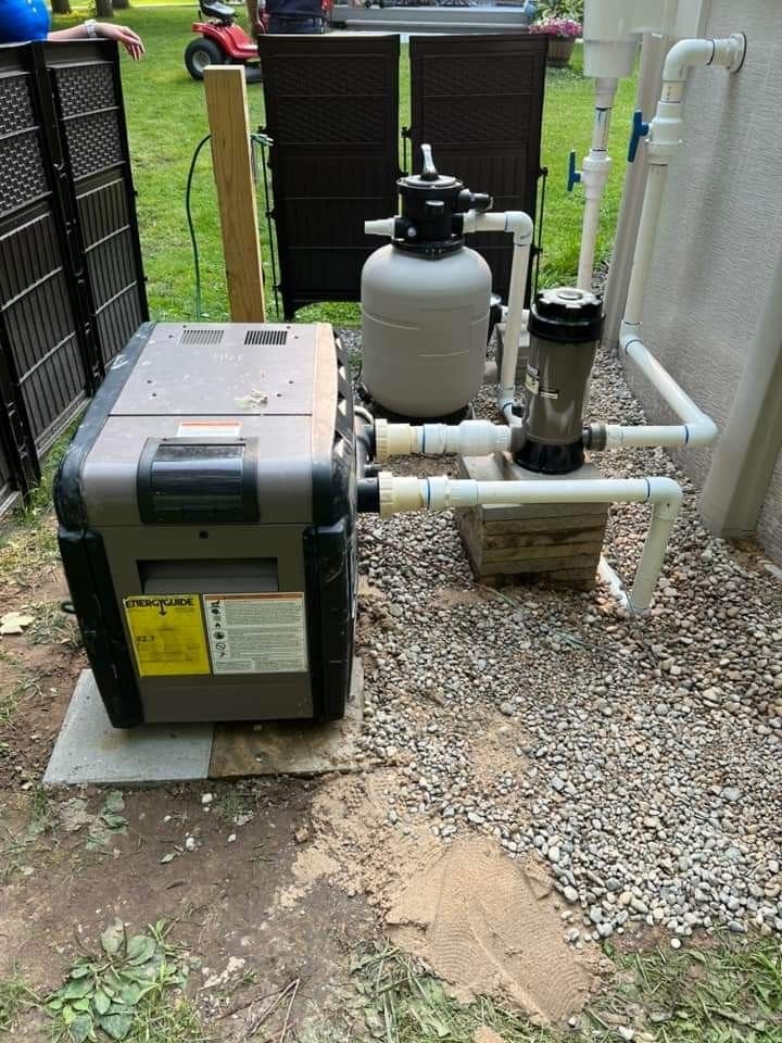 Signs Your Pool Filter Is Struggling This Winter