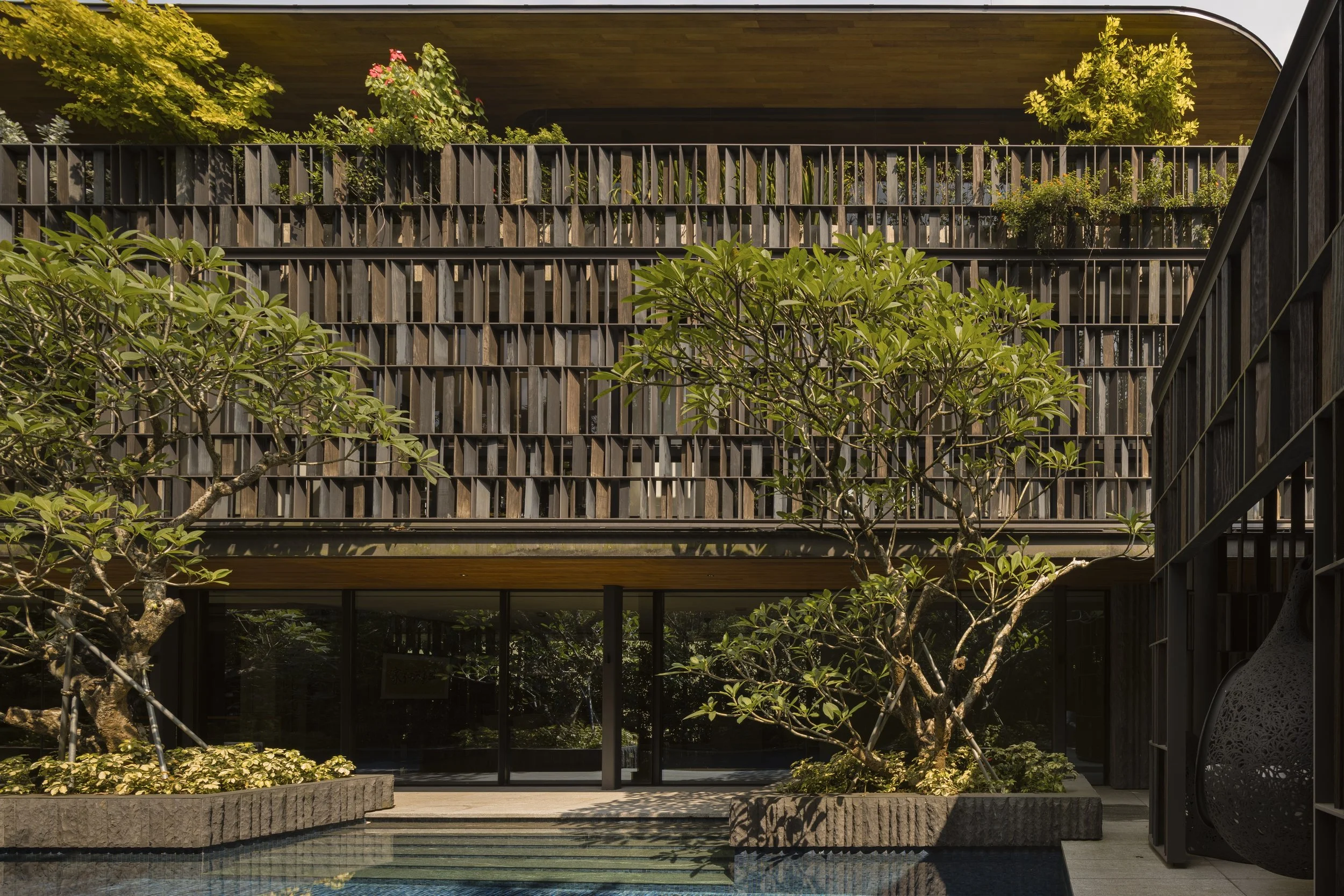 Meir Homes - Touching Eden - 10.jpg