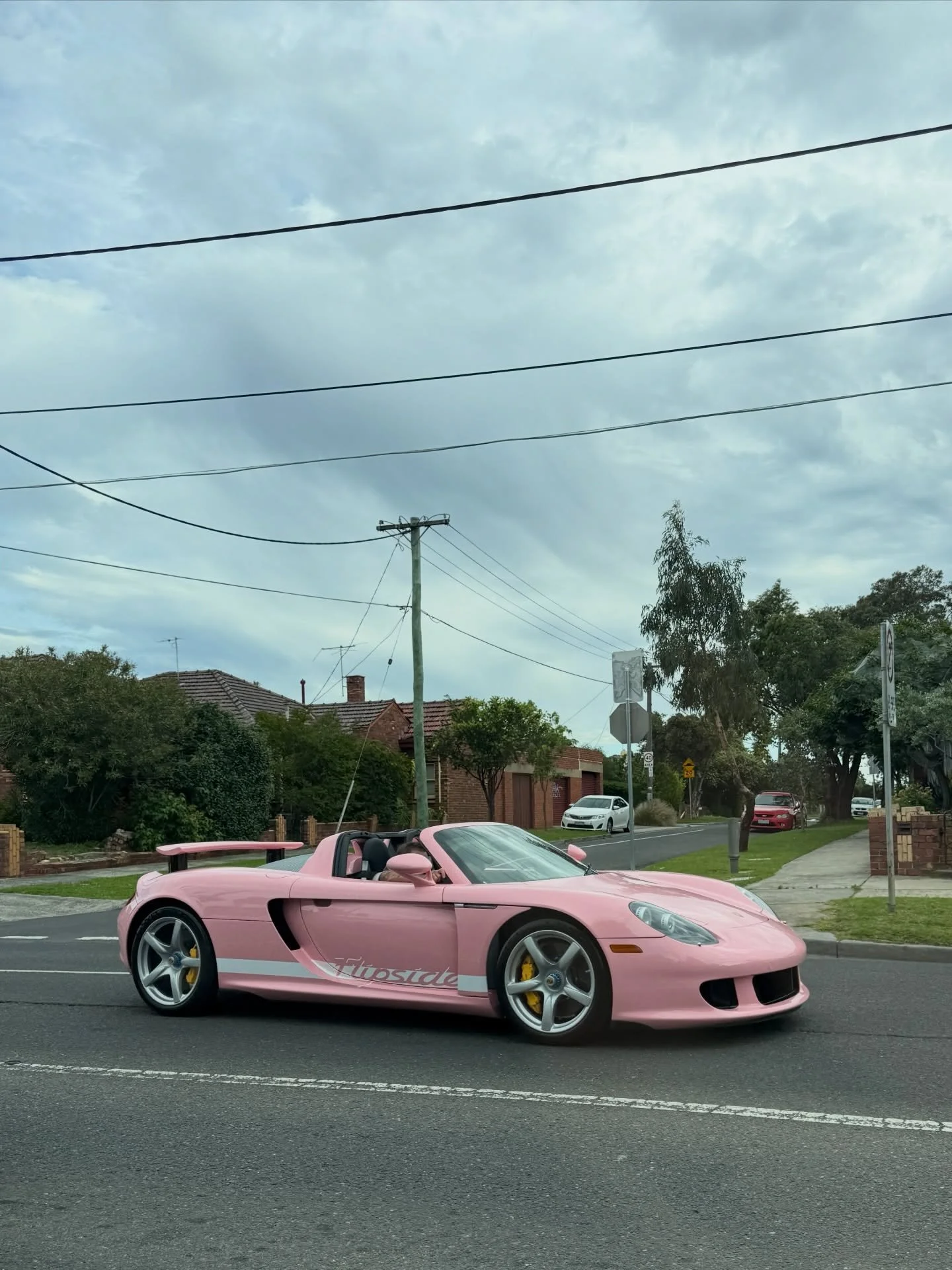Fresh from a makeover, here&rsquo;s a Porsche Carrera GT spotted on Bell St on Thursday. 

Great spot, @jldmcl!
