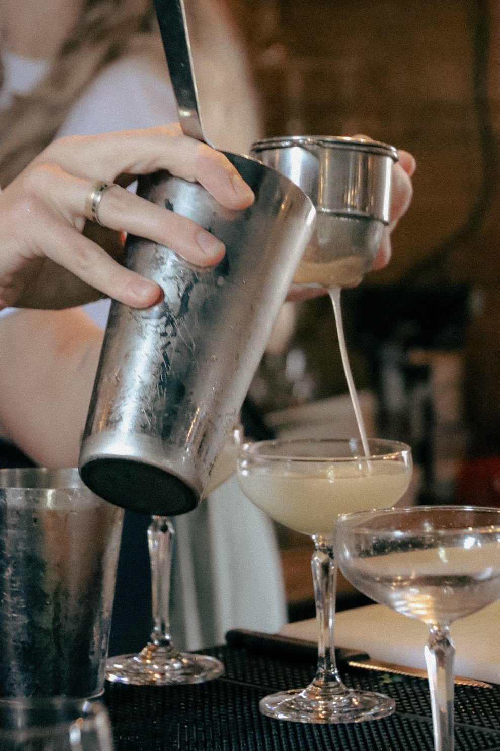 Cocktail Bartenders & Wedding Bartenders