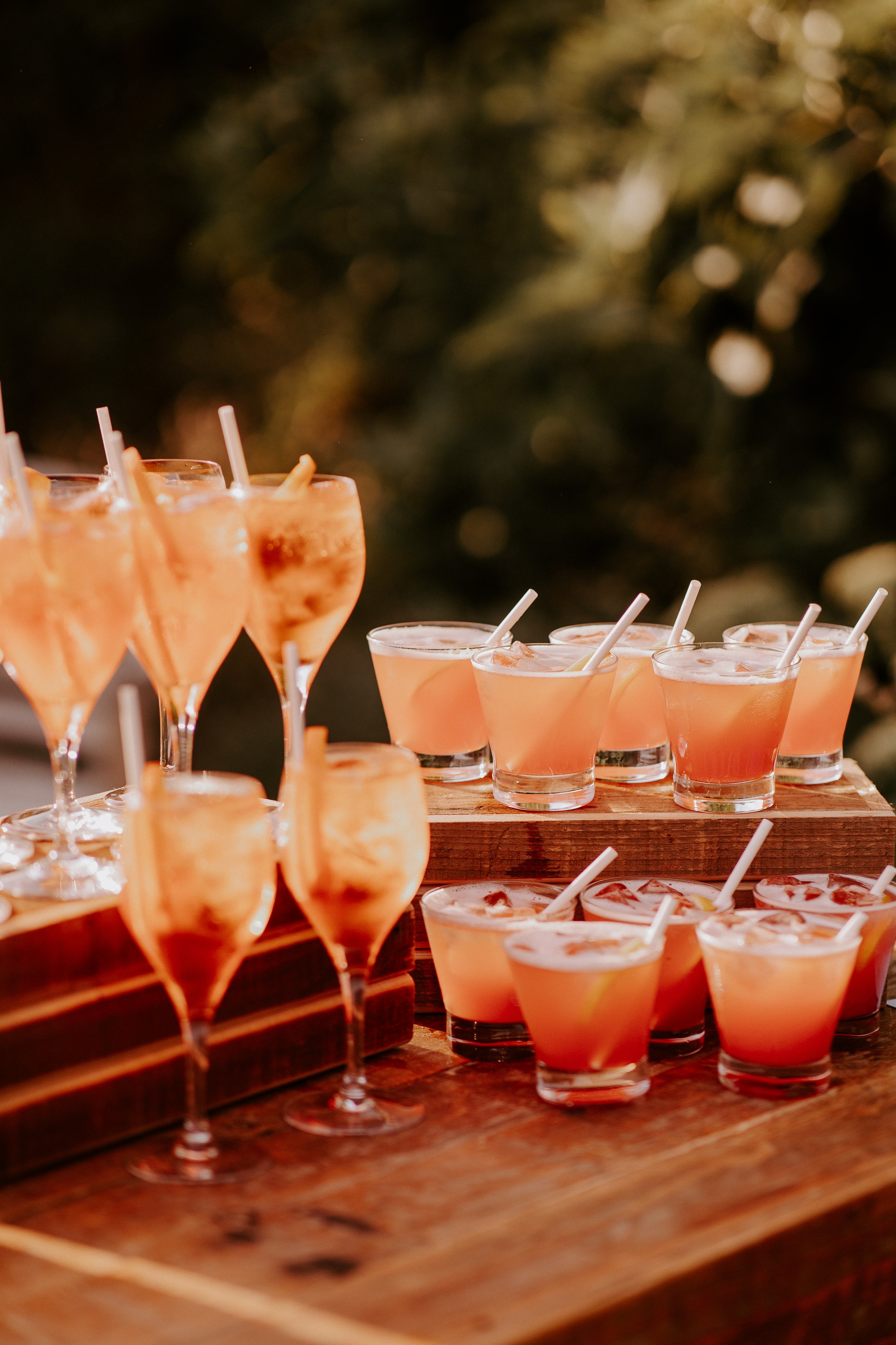 Cocktail Bartenders & Wedding Bartenders