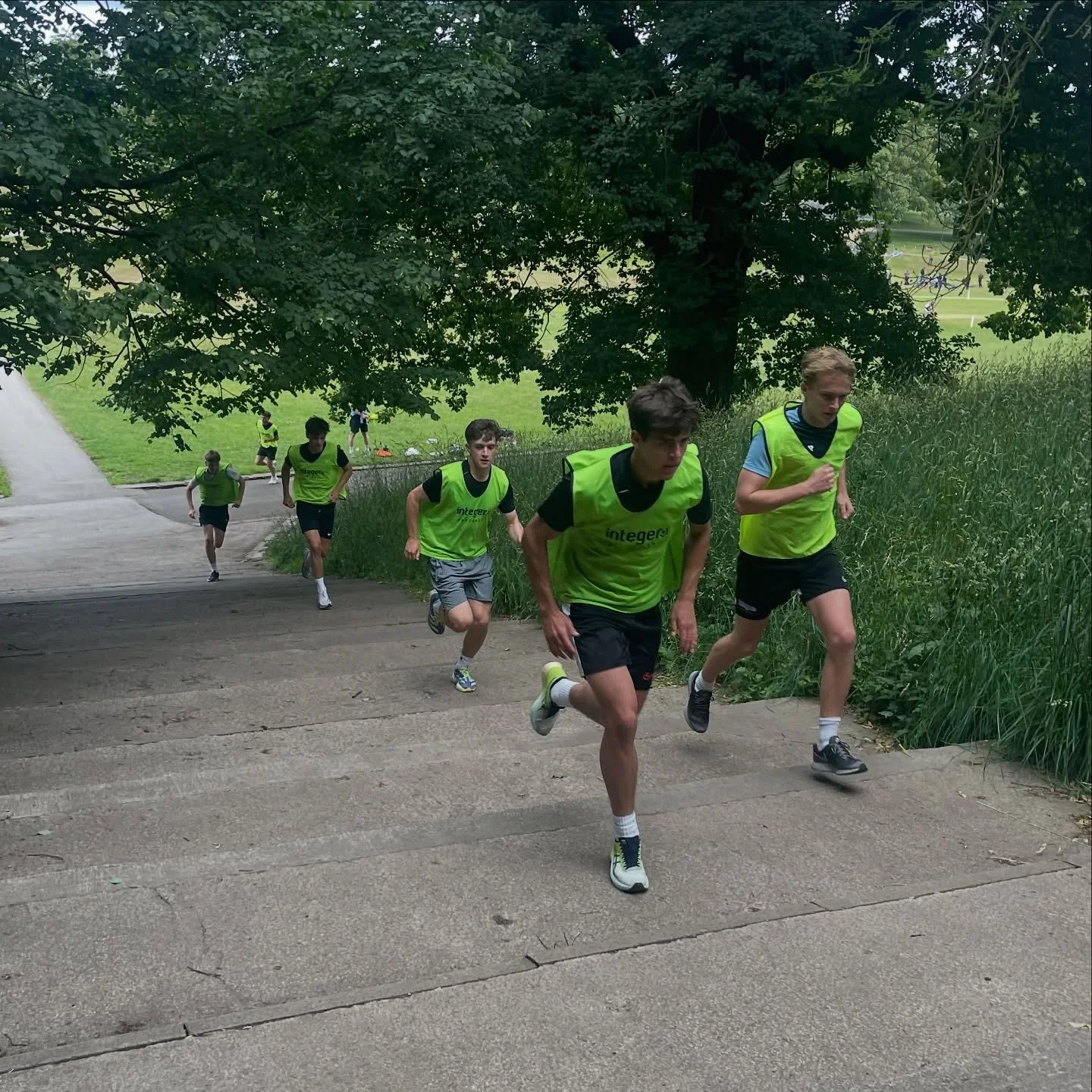Technique and tactical awareness can be taught. Hard work, hunger and determination, can&rsquo;t! 

That&rsquo;s the difference between those that achieve their goals and those who don&rsquo;t. 

#integerfootball #footballcoach #leeds #roundhaypark #